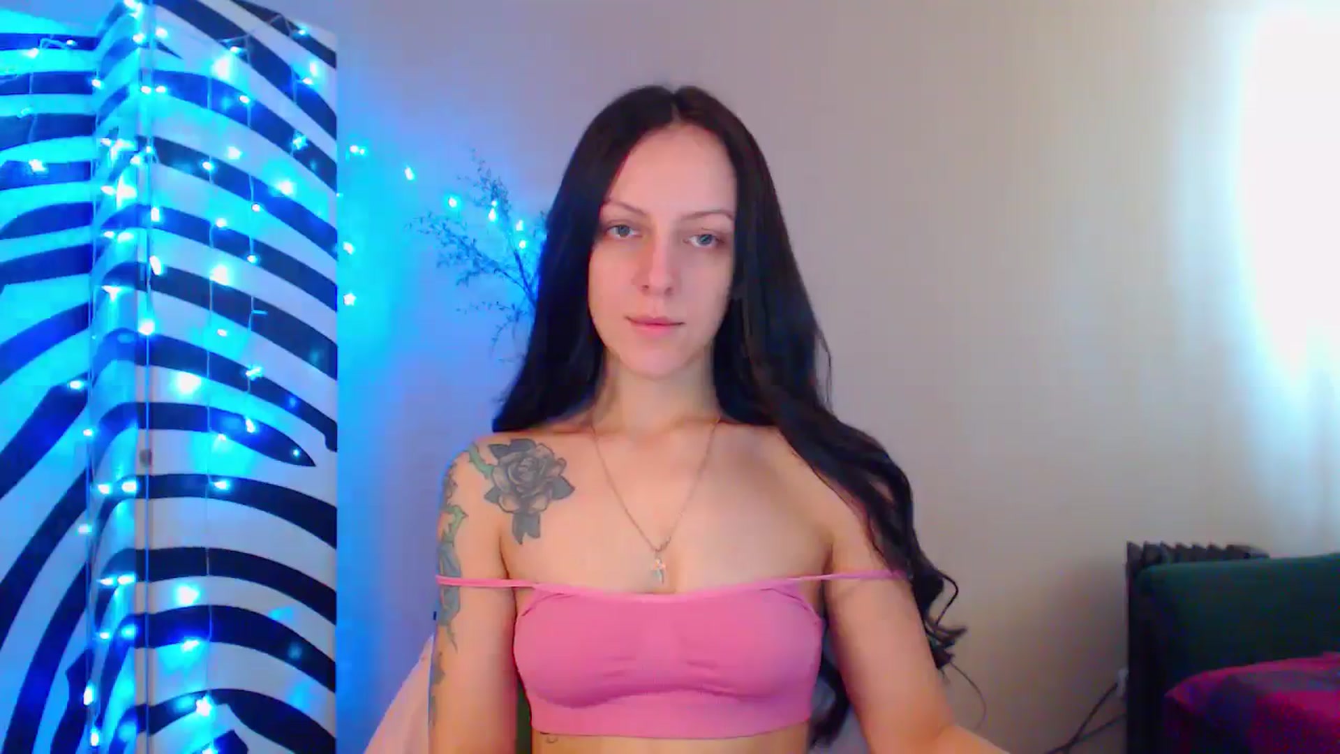 Gallery image thumbnail from MiracleMiss's myfreecams stream on, 09/14/2024, 10:56 image 18 of 20