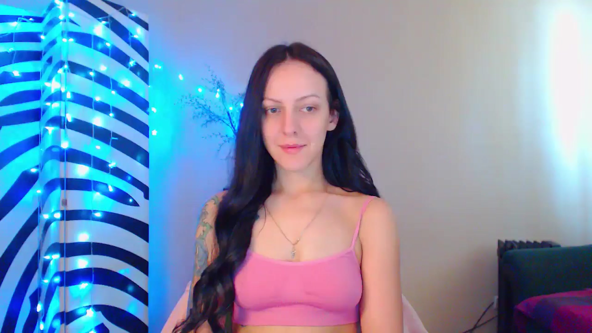 Gallery image thumbnail from MiracleMiss's myfreecams stream on, 09/14/2024, 10:56 image 1 of 20