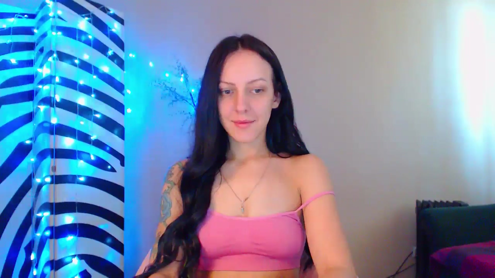 Gallery image thumbnail from MiracleMiss's myfreecams stream on, 09/14/2024, 10:56 image 2 of 20