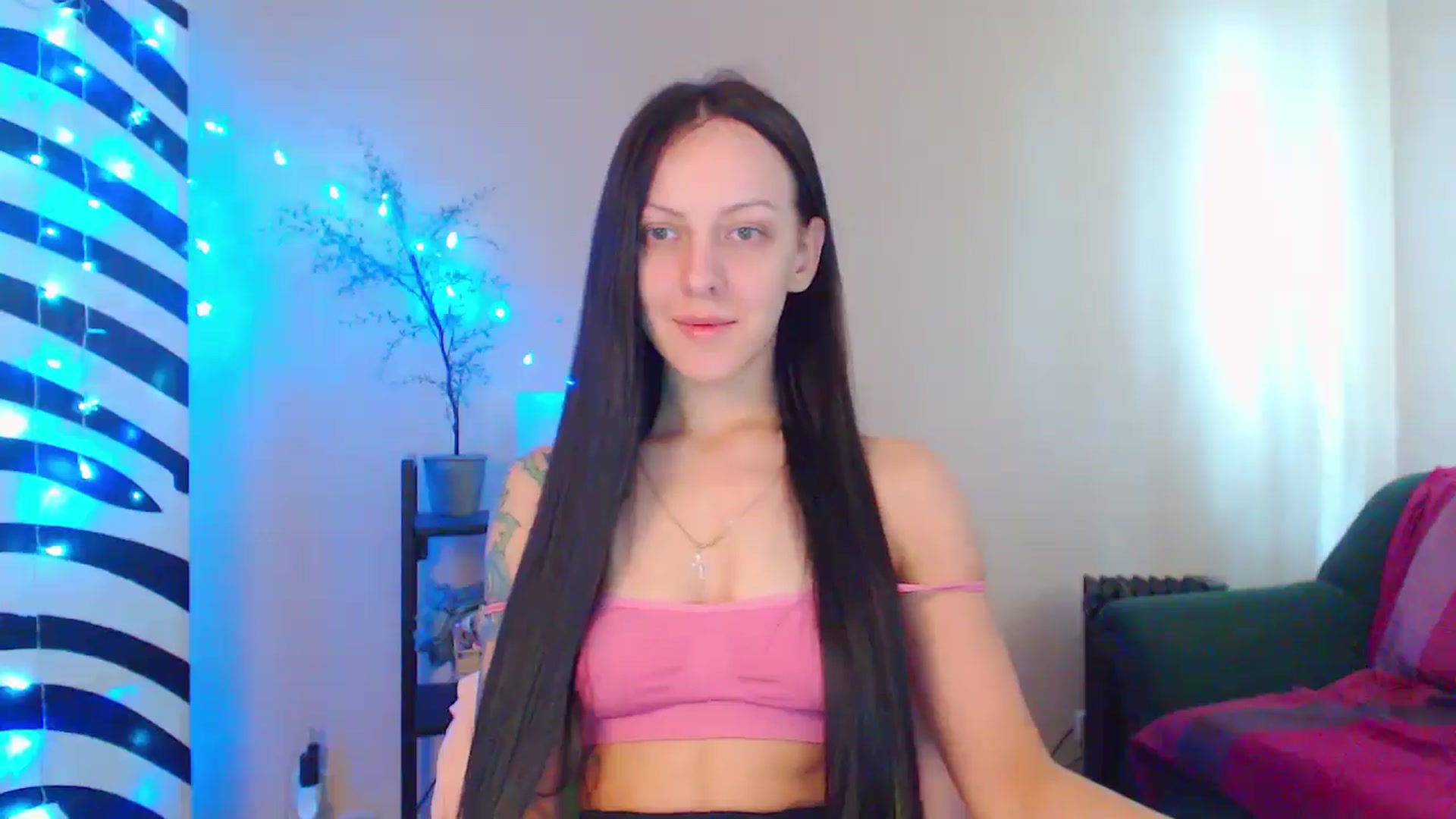 Gallery image thumbnail from MiracleMiss's myfreecams stream on, 09/18/2024, 10:32 image 9 of 20