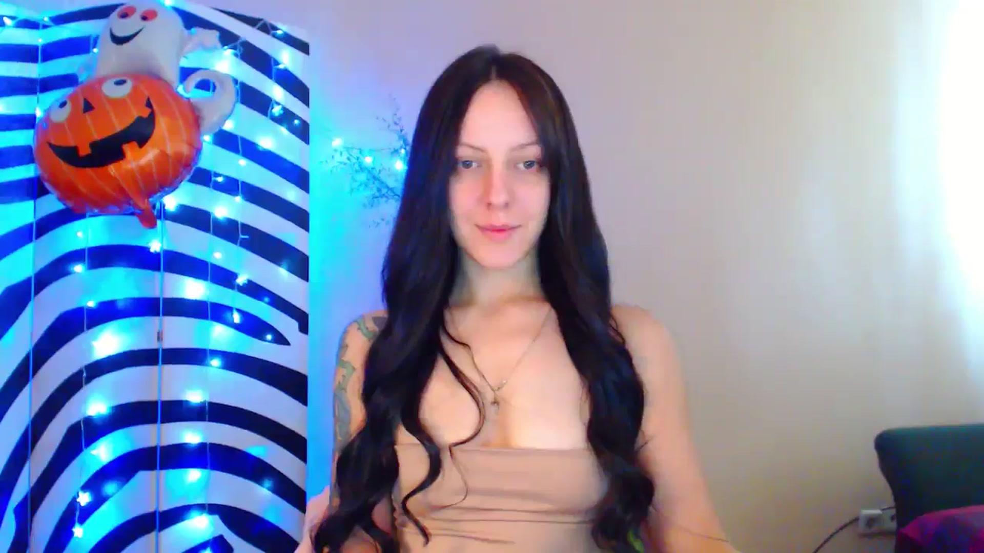 Gallery image thumbnail from MiracleMiss's myfreecams stream on, 09/27/2024, 10:42 image 6 of 20