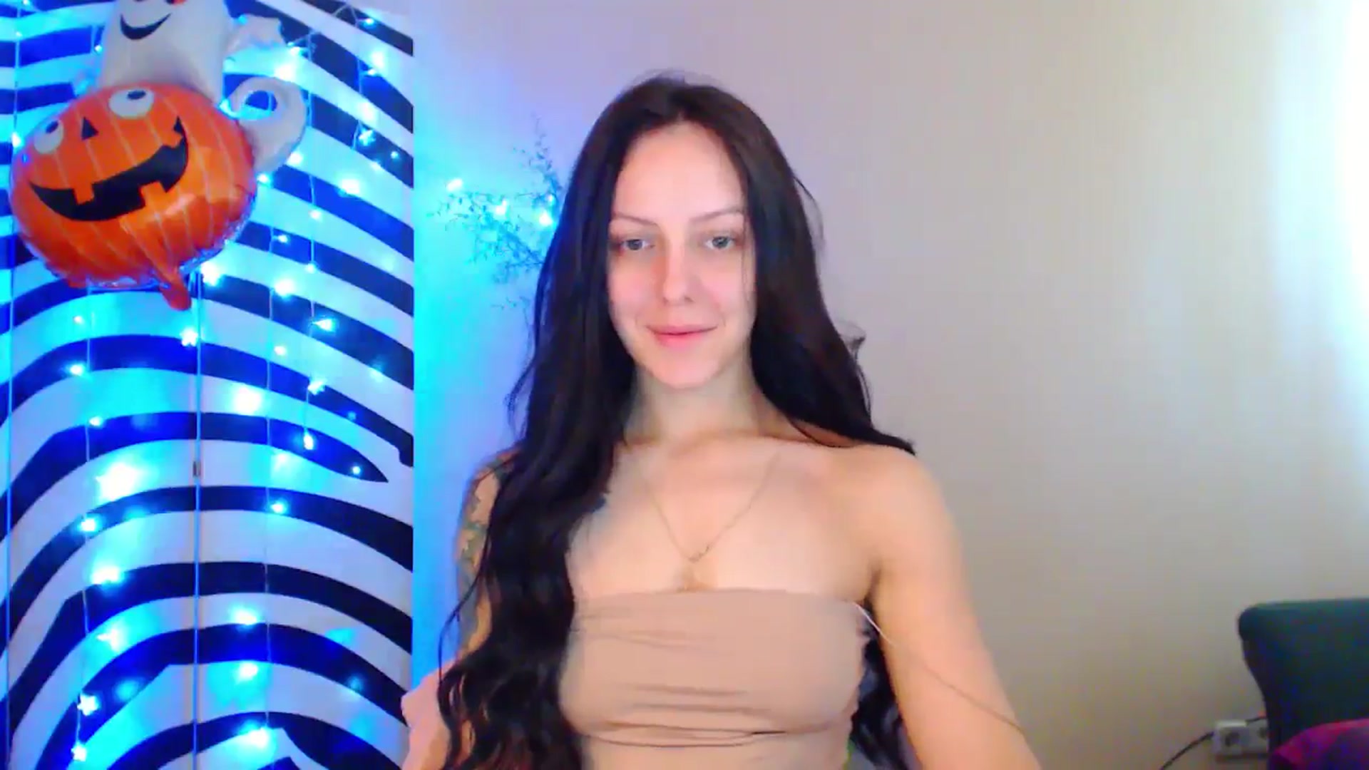 Gallery image thumbnail from MiracleMiss's myfreecams stream on, 09/27/2024, 10:42 image 13 of 20