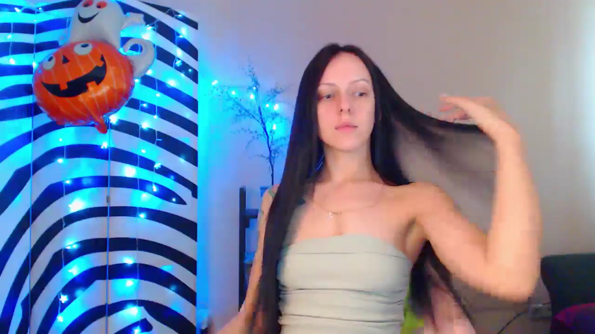 Gallery image thumbnail from MiracleMiss's myfreecams stream on, 09/30/2024, 11:20 image 8 of 20