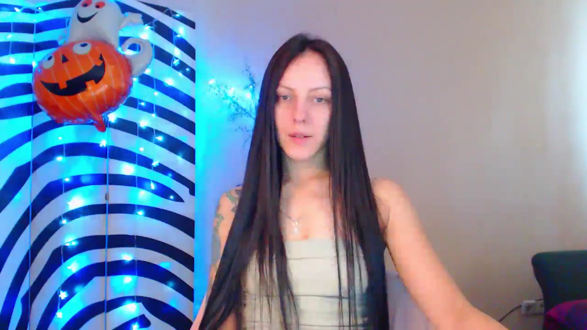 Gallery image thumbnail from MiracleMiss's myfreecams stream on, 09/30/2024, 11:20 image 6 of 20
