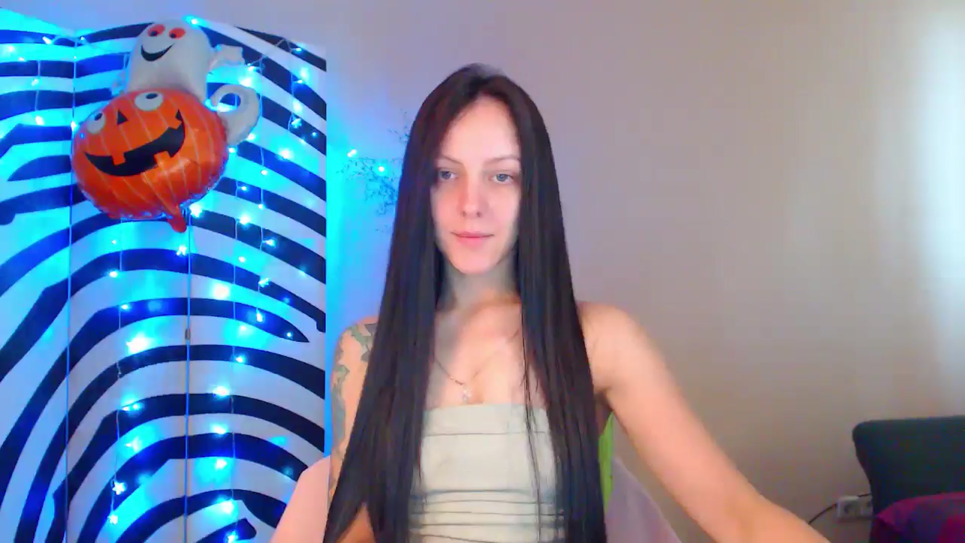 Gallery image thumbnail from MiracleMiss's myfreecams stream on, 09/30/2024, 11:20 image 2 of 20
