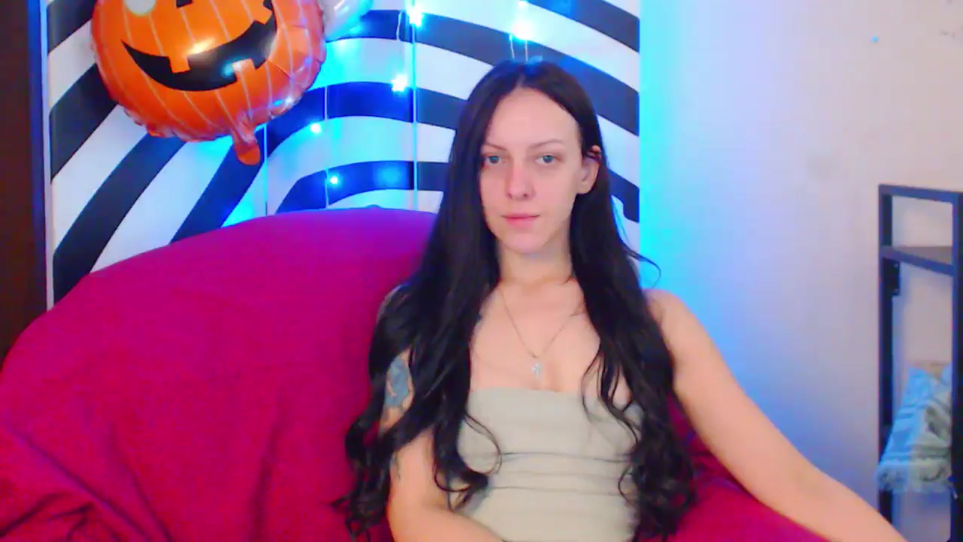 Gallery image thumbnail from MiracleMiss's myfreecams stream on, 10/08/2024, 10:55 image 19 of 20