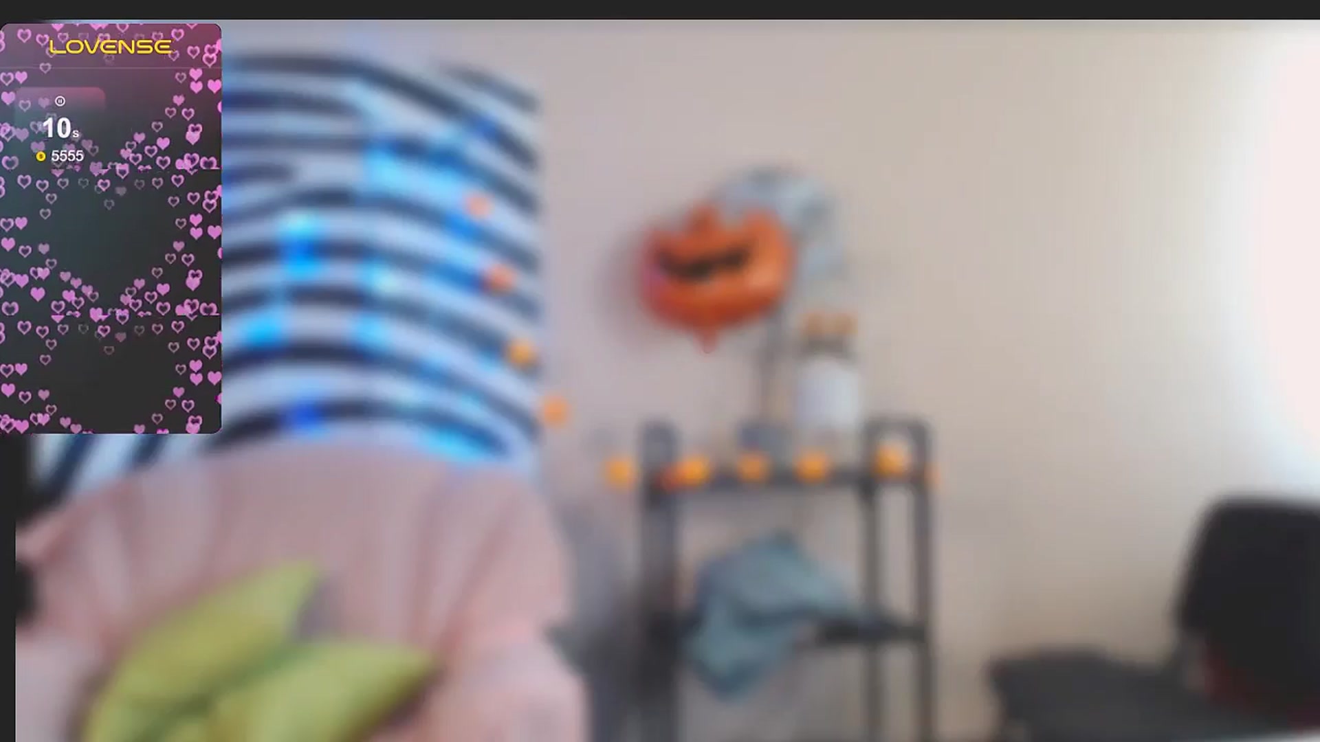 Gallery image thumbnail from MiracleMiss's myfreecams stream on, 10/21/2024, 12:59 image 16 of 20