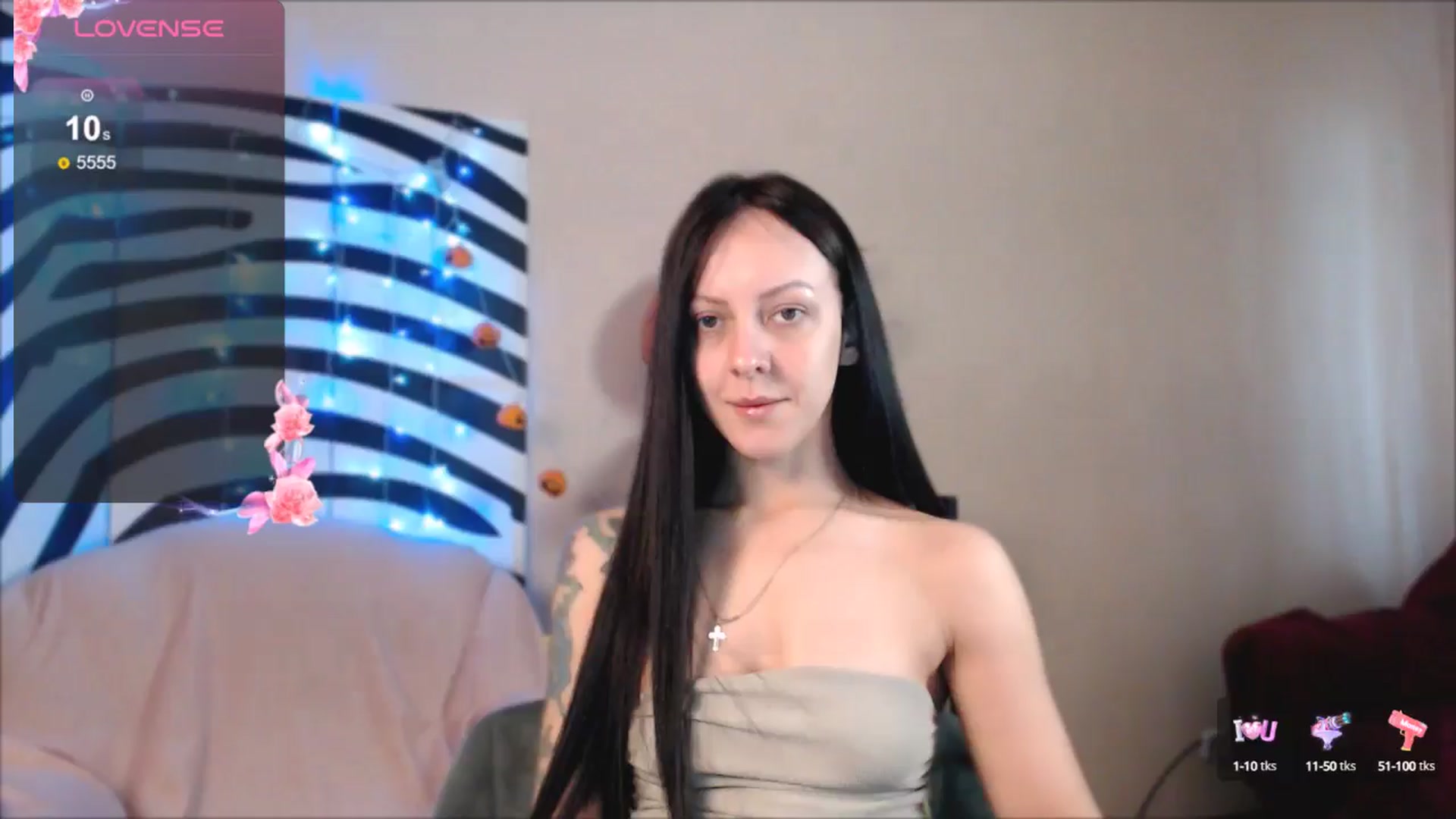Gallery image thumbnail from MiracleMiss's myfreecams stream on, 10/25/2024, 10:28 image 7 of 20