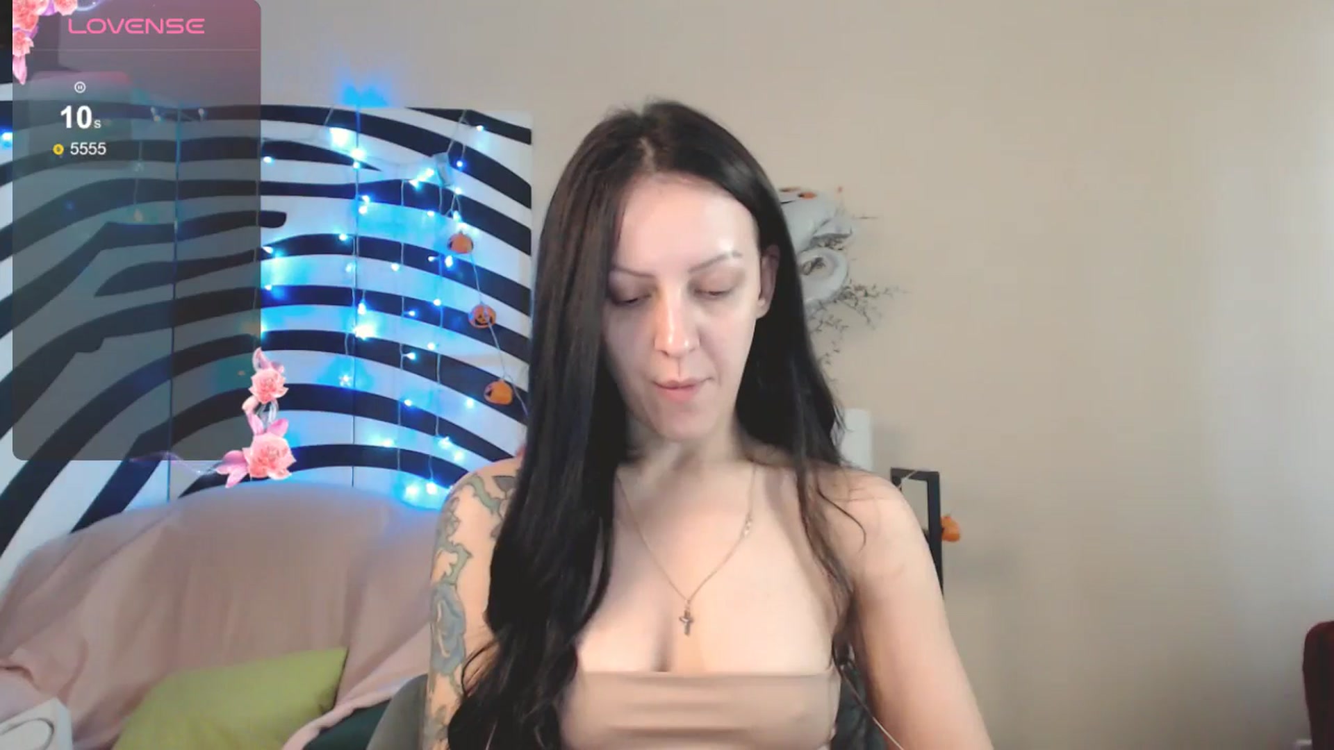 Gallery image thumbnail from MiracleMiss's myfreecams stream on, 11/01/2024, 11:11 image 5 of 20