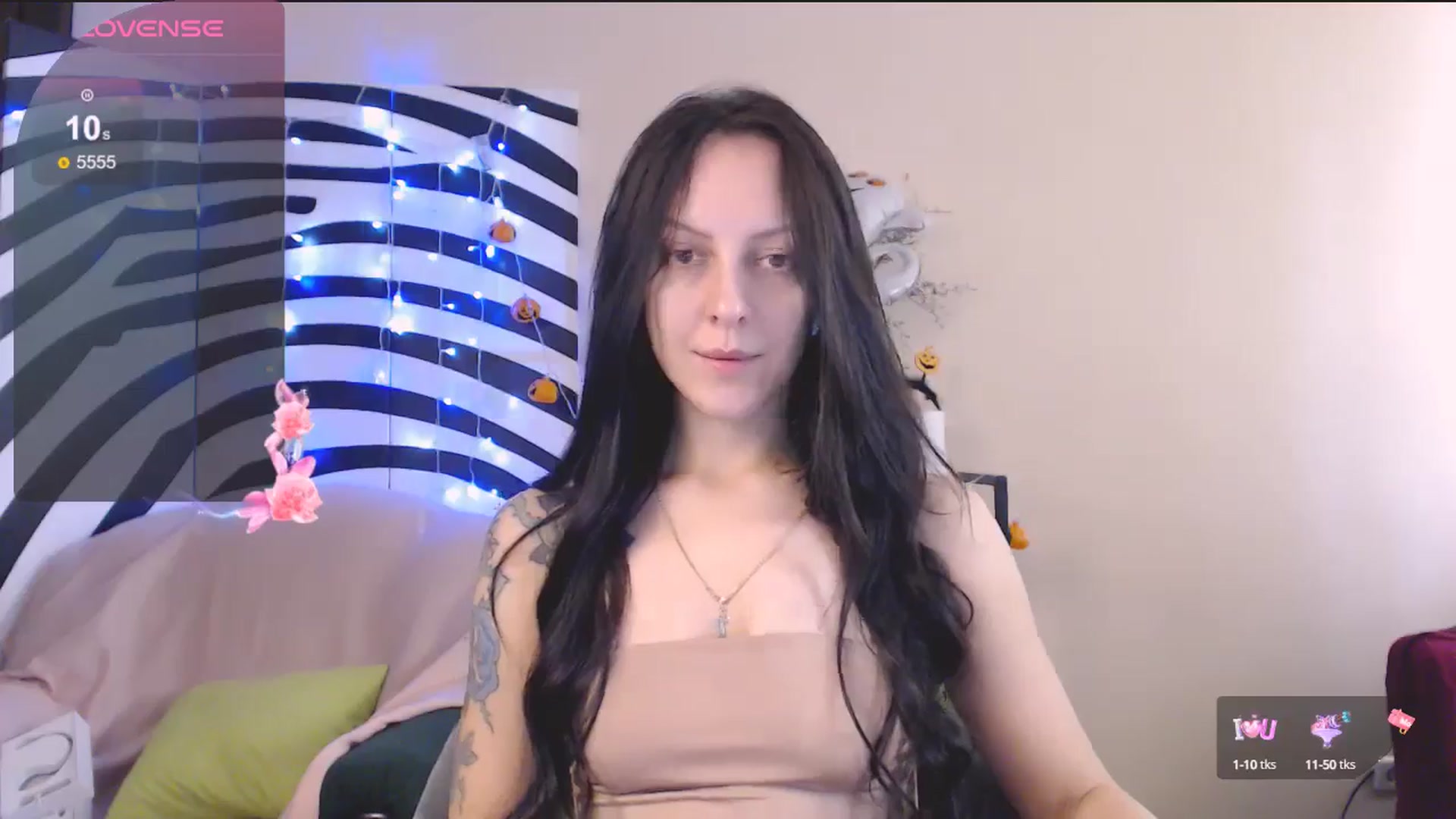 Gallery image thumbnail from MiracleMiss's myfreecams stream on, 11/01/2024, 12:37 image 10 of 20