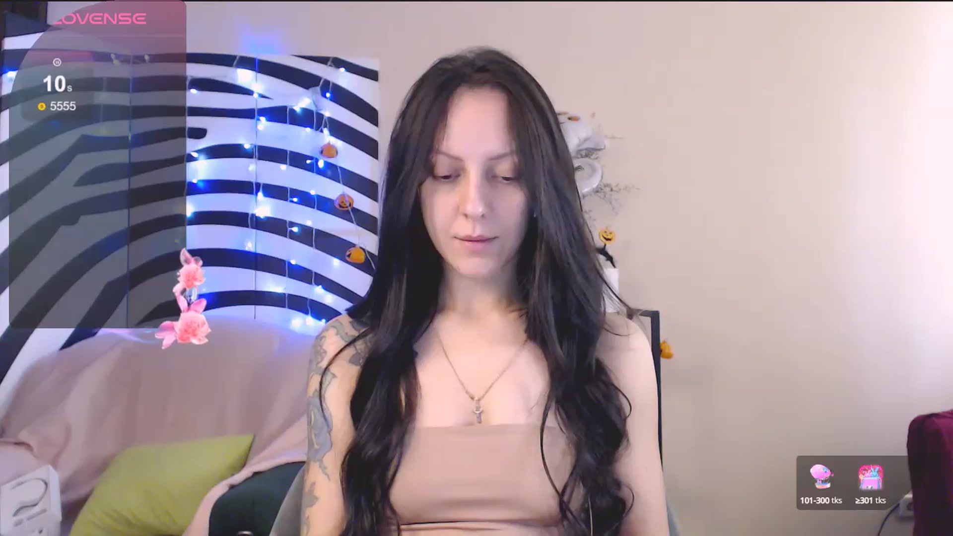 Gallery image thumbnail from MiracleMiss's myfreecams stream on, 11/01/2024, 12:37 image 9 of 20