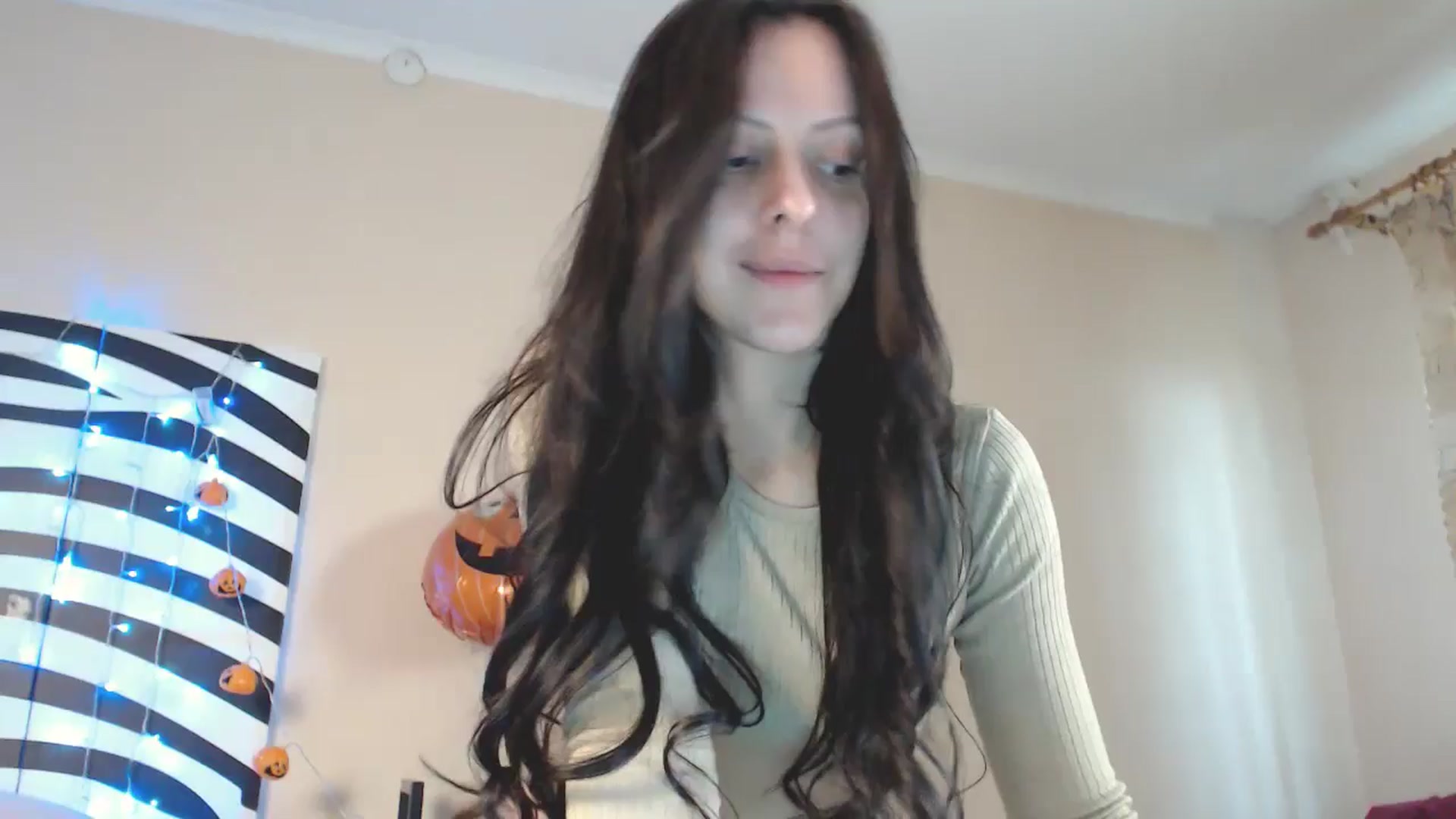 Gallery image thumbnail from MiracleMiss's myfreecams stream on, 11/02/2024, 10:38 image 8 of 20