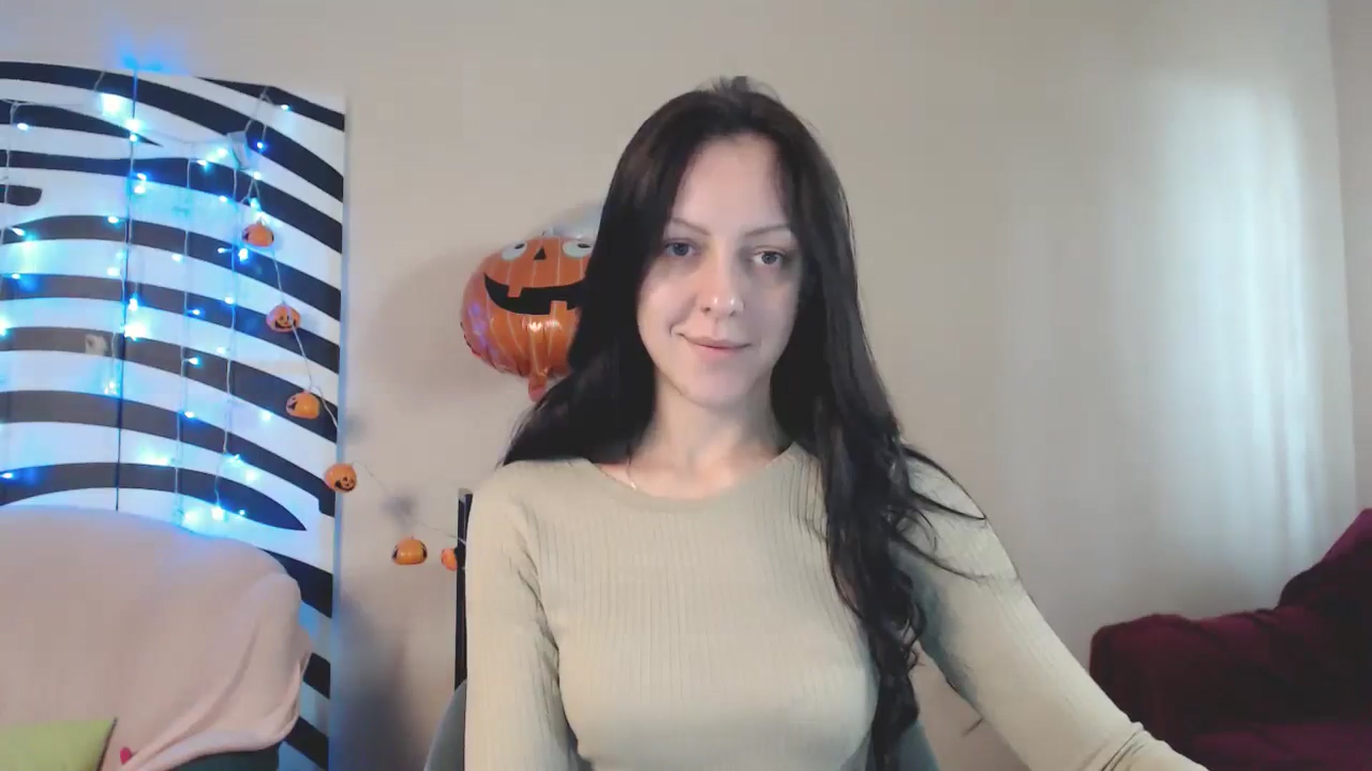 Gallery image thumbnail from MiracleMiss's myfreecams stream on, 11/02/2024, 10:38 image 2 of 20