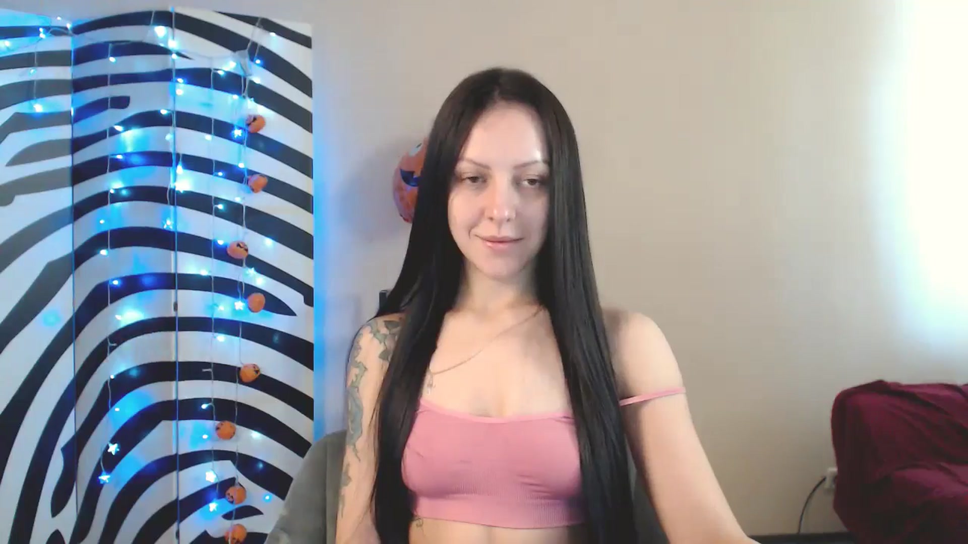 Gallery image thumbnail from MiracleMiss's myfreecams stream on, 11/07/2024, 11:27 image 14 of 20