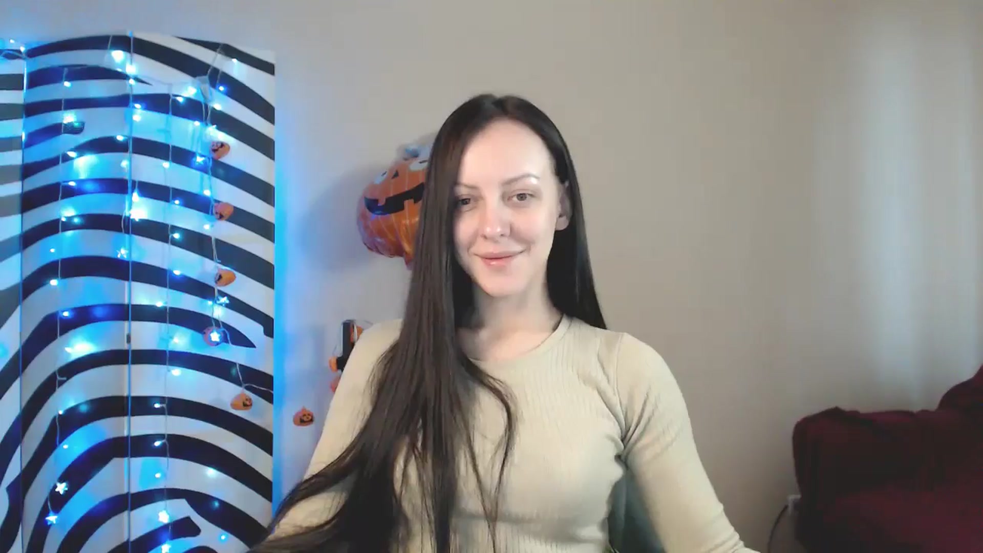 Gallery image thumbnail from MiracleMiss's myfreecams stream on, 11/11/2024, 11:39 image 12 of 20