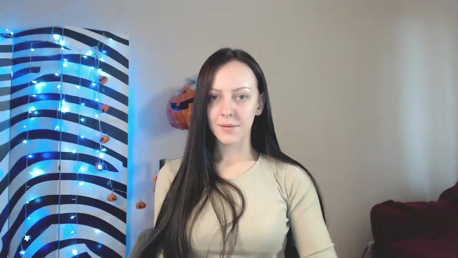 Gallery image thumbnail from MiracleMiss's myfreecams stream on, 11/11/2024, 11:39 image 5 of 20
