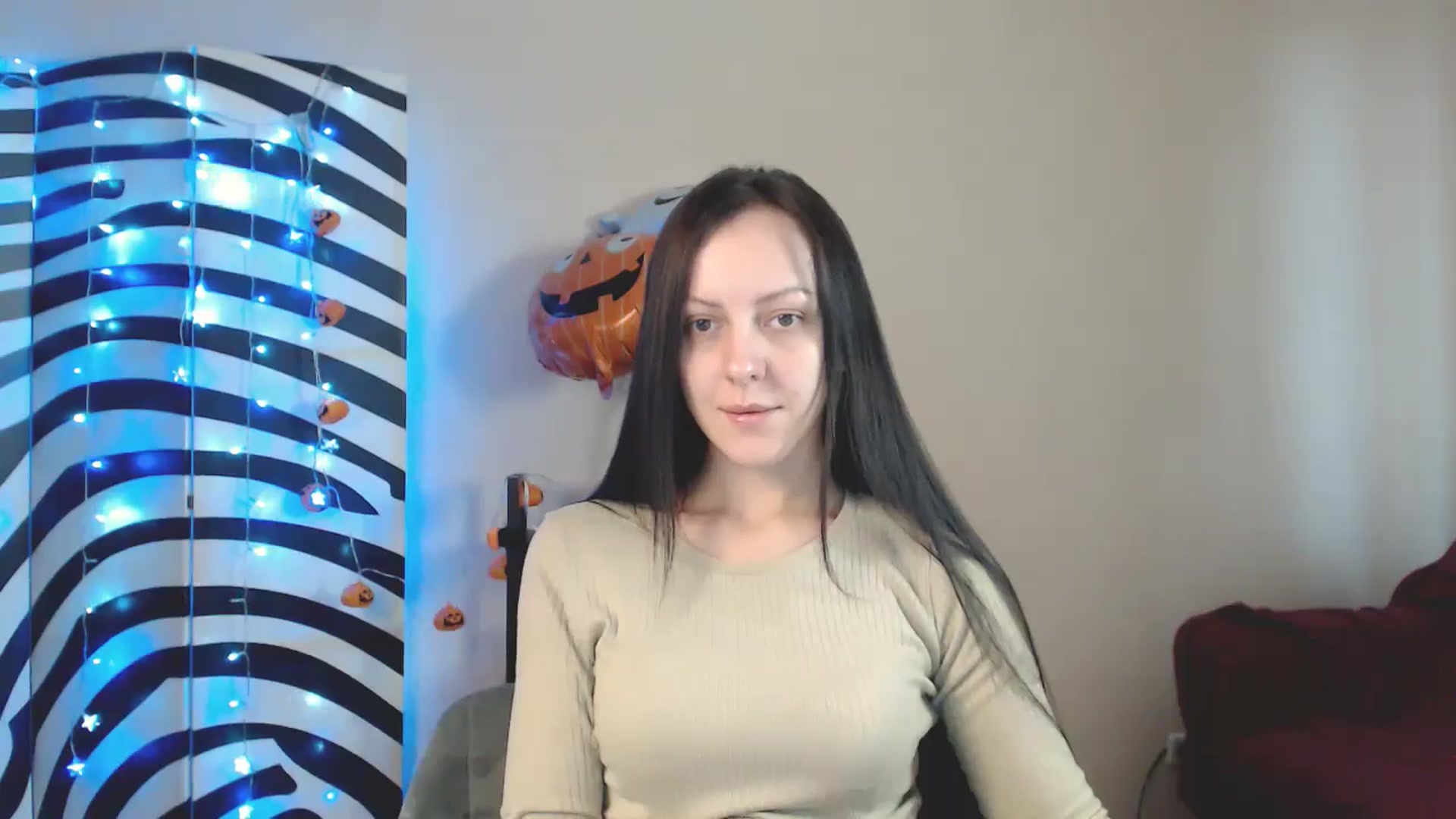 Gallery image thumbnail from MiracleMiss's myfreecams stream on, 11/11/2024, 11:39 image 17 of 20