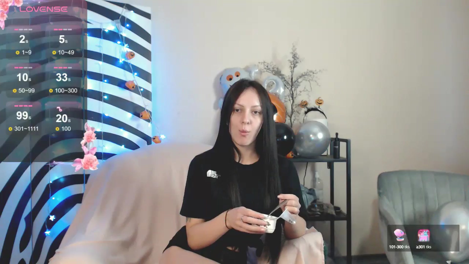 Gallery image thumbnail from MiracleMiss's myfreecams stream on, 11/13/2024, 13:39 image 9 of 20