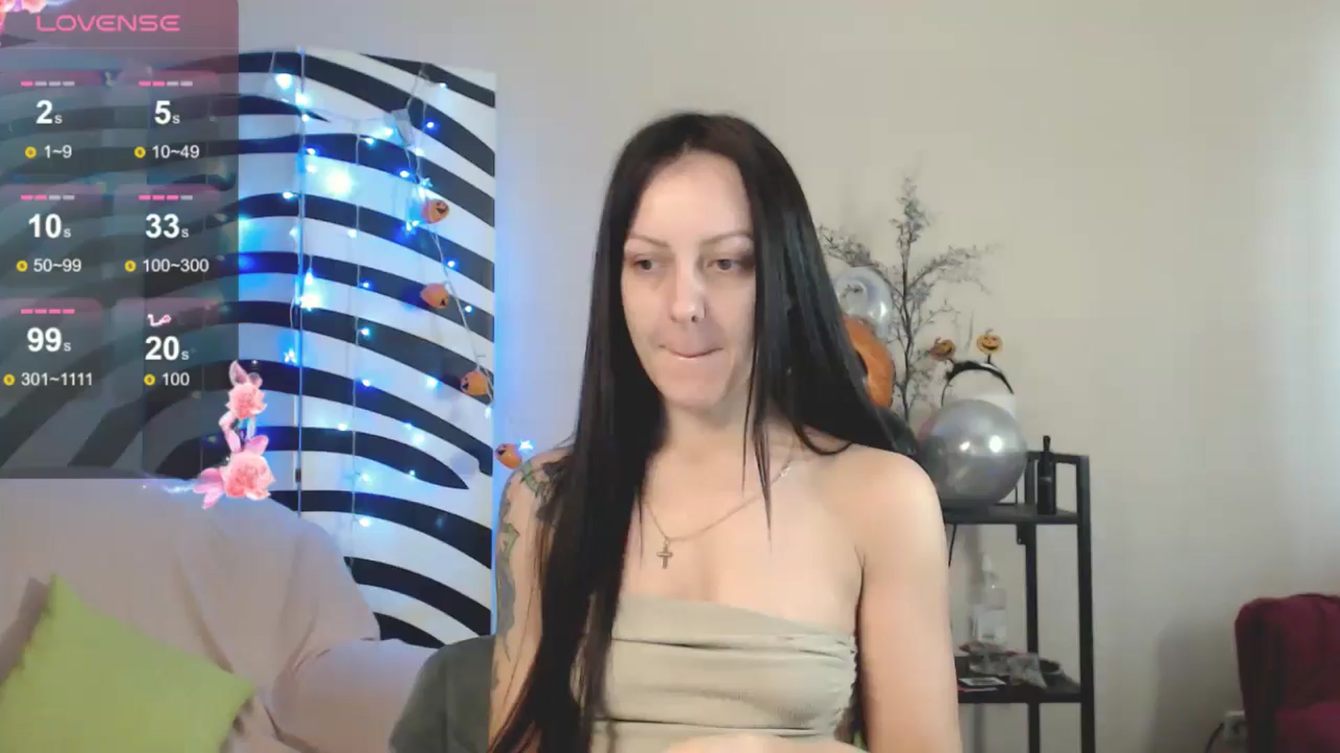 Gallery image thumbnail from MiracleMiss's myfreecams stream on, 11/15/2024, 12:01 image 4 of 20