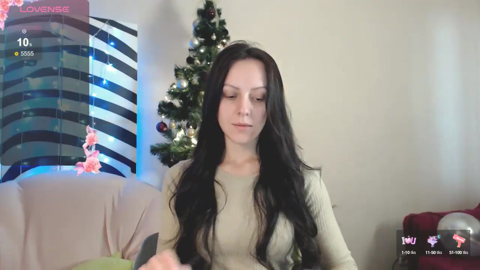 Gallery image thumbnail from MiracleMiss's myfreecams stream on, 11/20/2024, 10:12 image 7 of 20