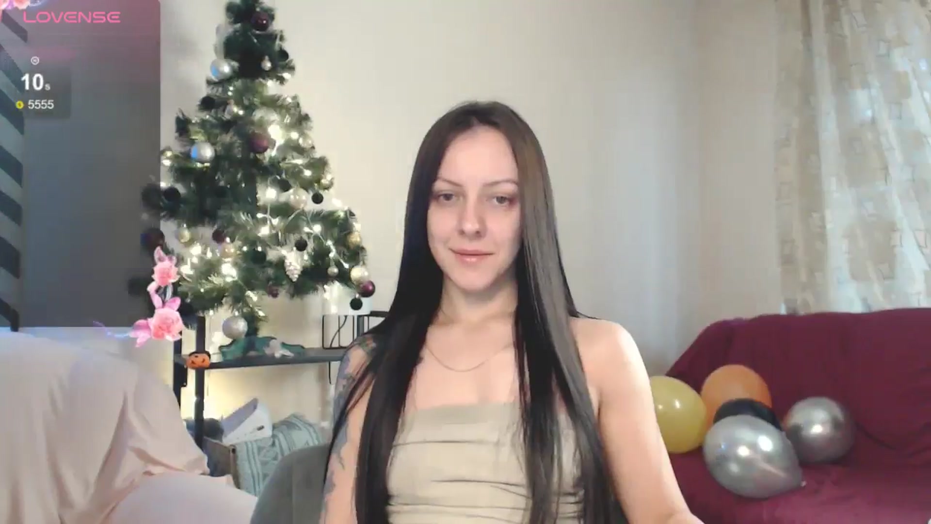 Gallery image thumbnail from MiracleMiss's myfreecams stream on, 12/03/2024, 11:43 image 2 of 20
