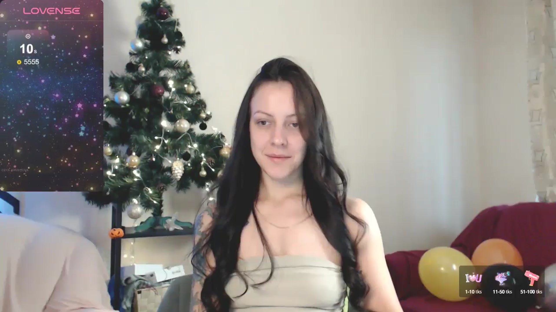 Gallery image thumbnail from MiracleMiss's myfreecams stream on, 12/04/2024, 11:21 image 12 of 20