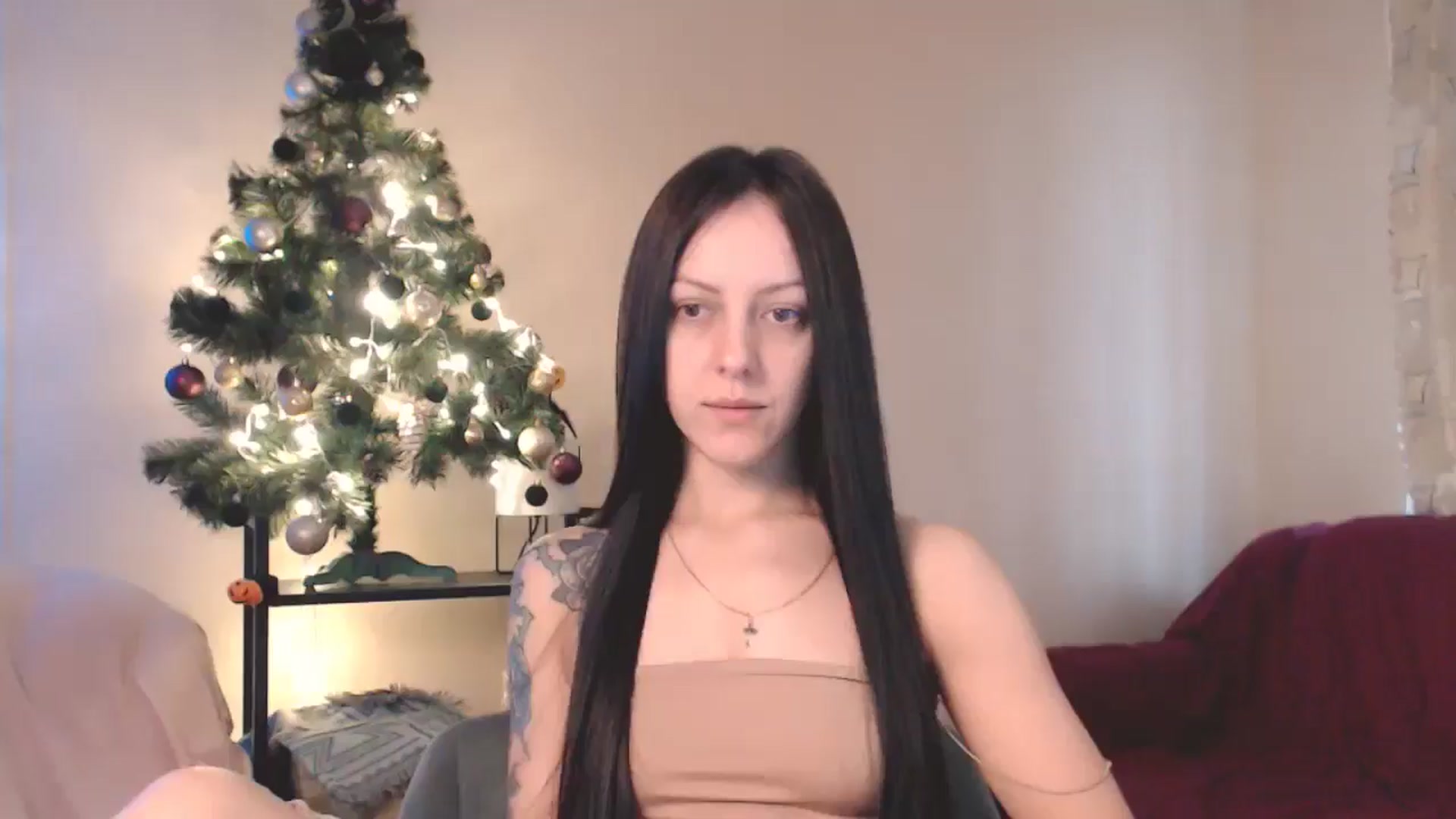 Gallery image thumbnail from MiracleMiss's myfreecams stream on, 12/11/2024, 10:09 image 18 of 20