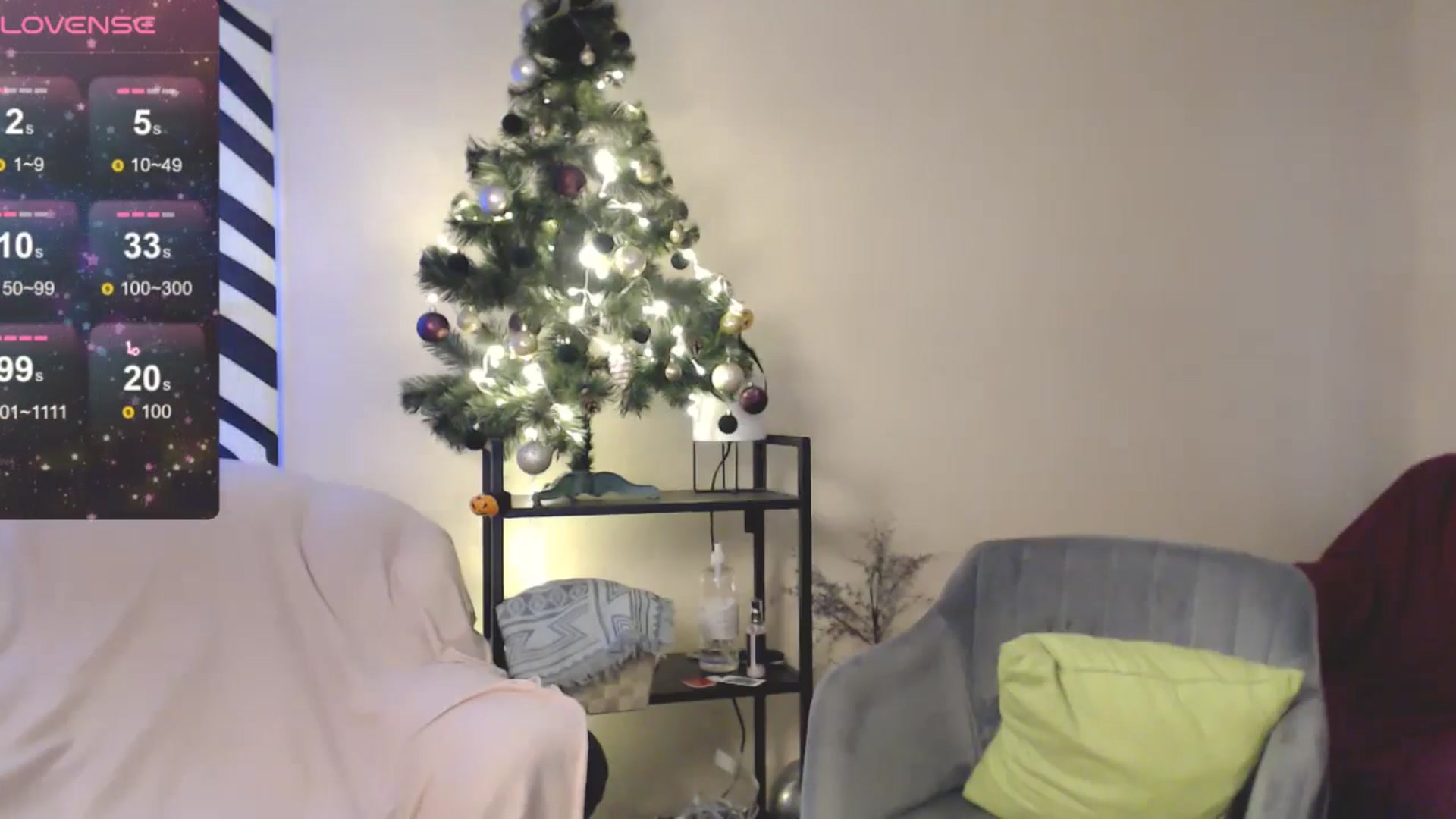 Gallery image thumbnail from MiracleMiss's myfreecams stream on, 12/11/2024, 13:19 image 7 of 20