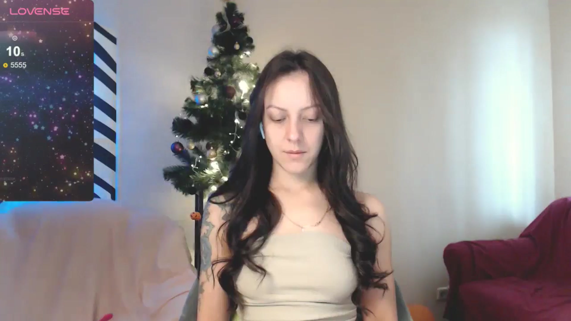 Gallery image thumbnail from MiracleMiss's myfreecams stream on, 12/16/2024, 12:11 image 5 of 20