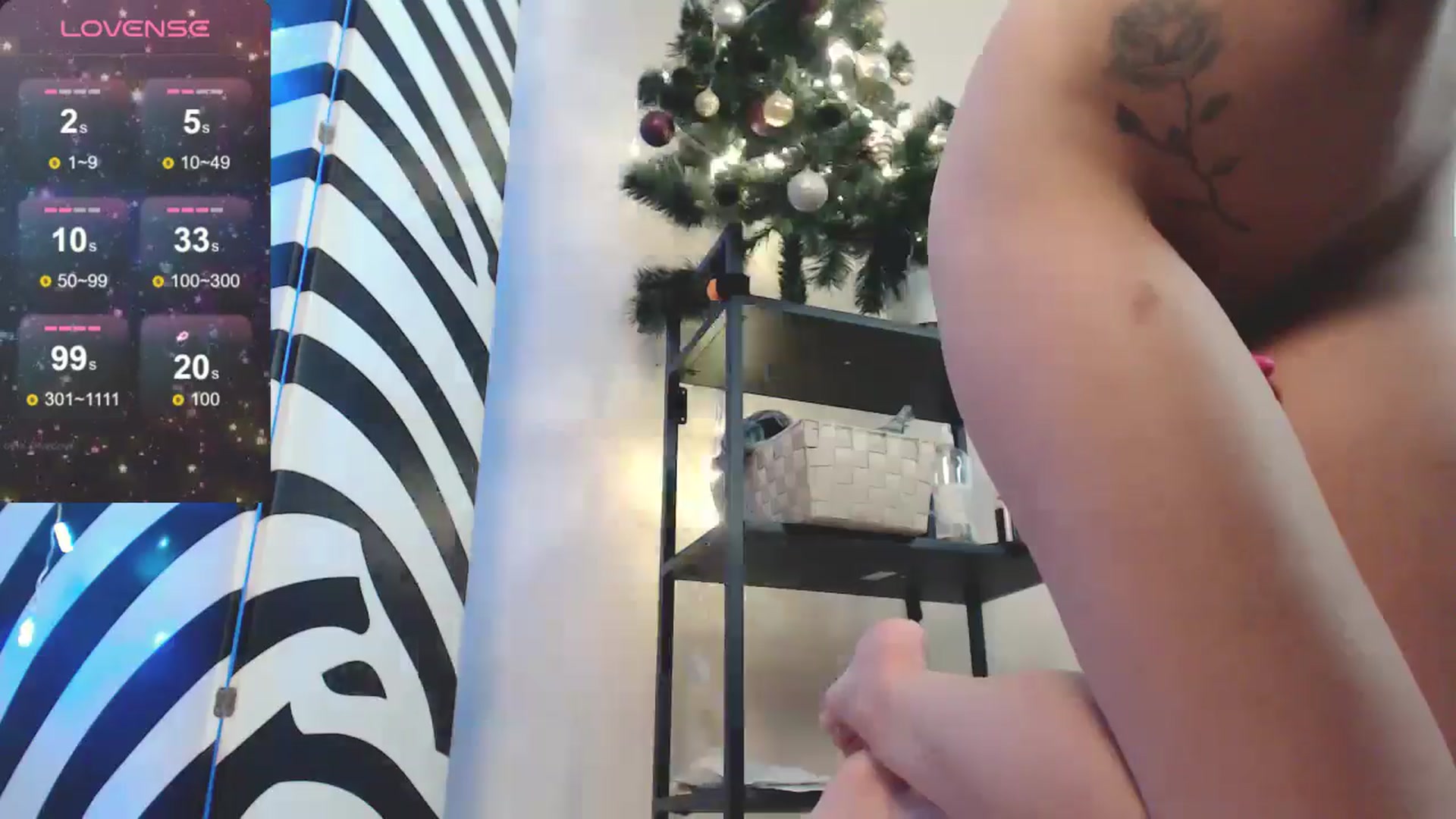 Gallery image thumbnail from MiracleMiss's myfreecams stream on, 12/20/2024, 11:06 image 17 of 20