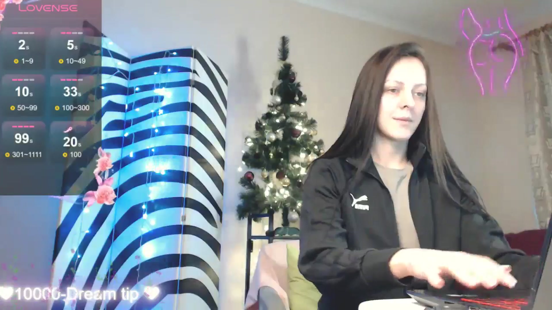 Gallery image thumbnail from MiracleMiss's myfreecams stream on, 01/06/2025, 13:46 image 20 of 20