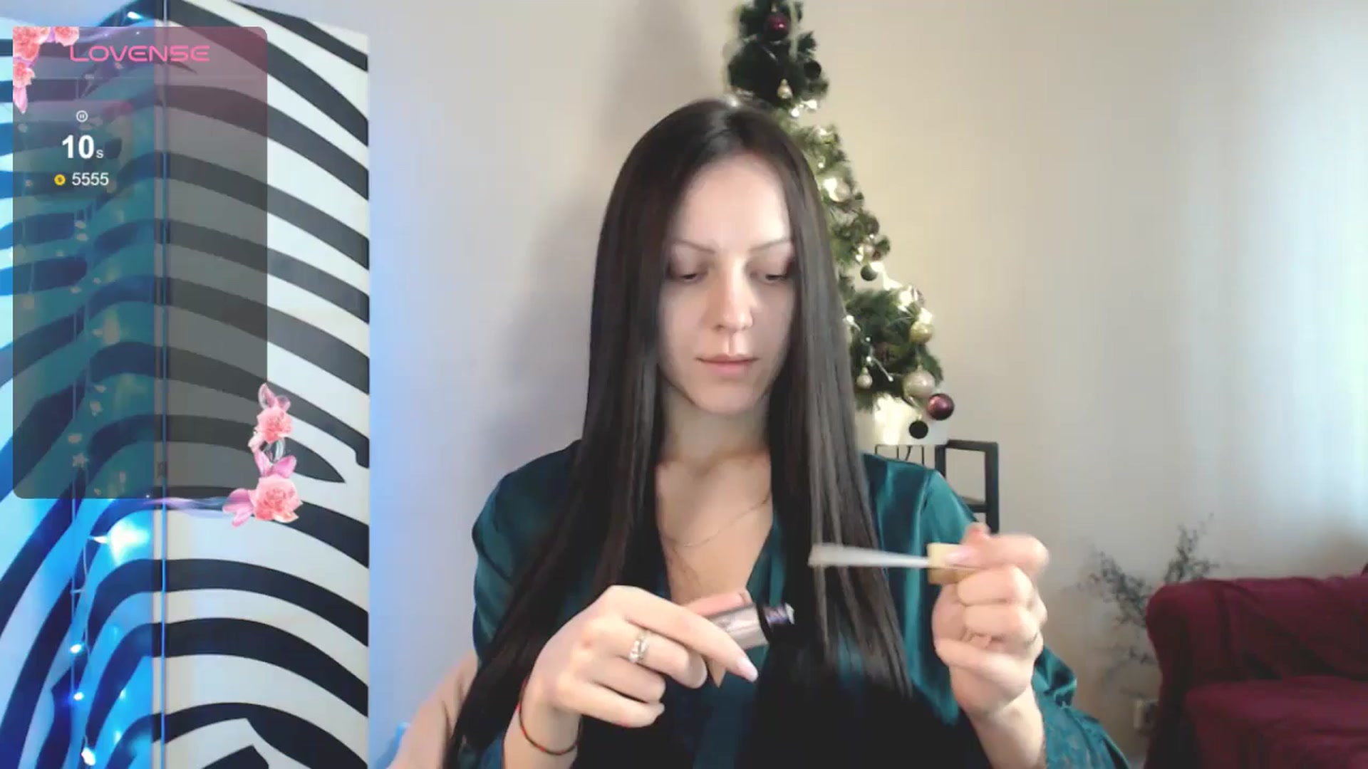 Gallery image thumbnail from MiracleMiss's myfreecams stream on, 01/16/2025, 10:45 image 10 of 20