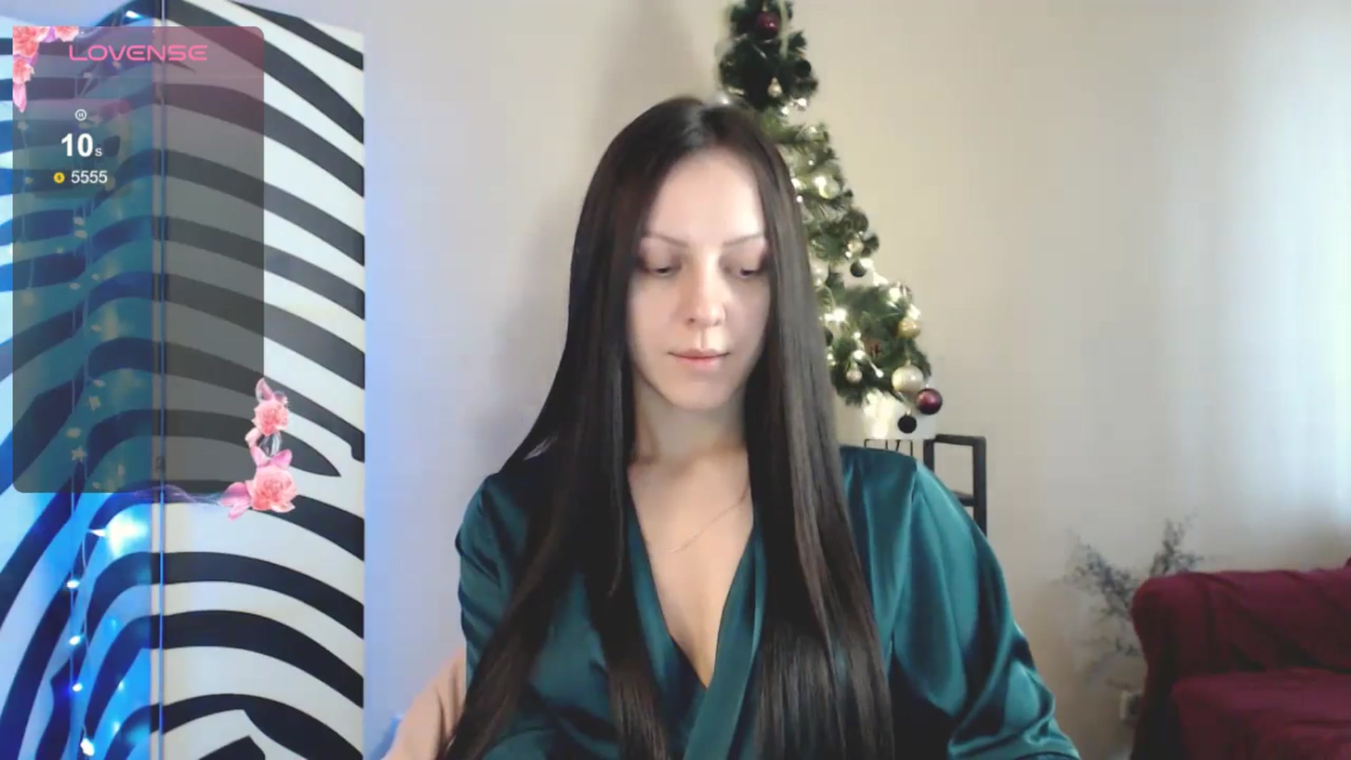 Gallery image thumbnail from MiracleMiss's myfreecams stream on, 01/16/2025, 10:45 image 13 of 20