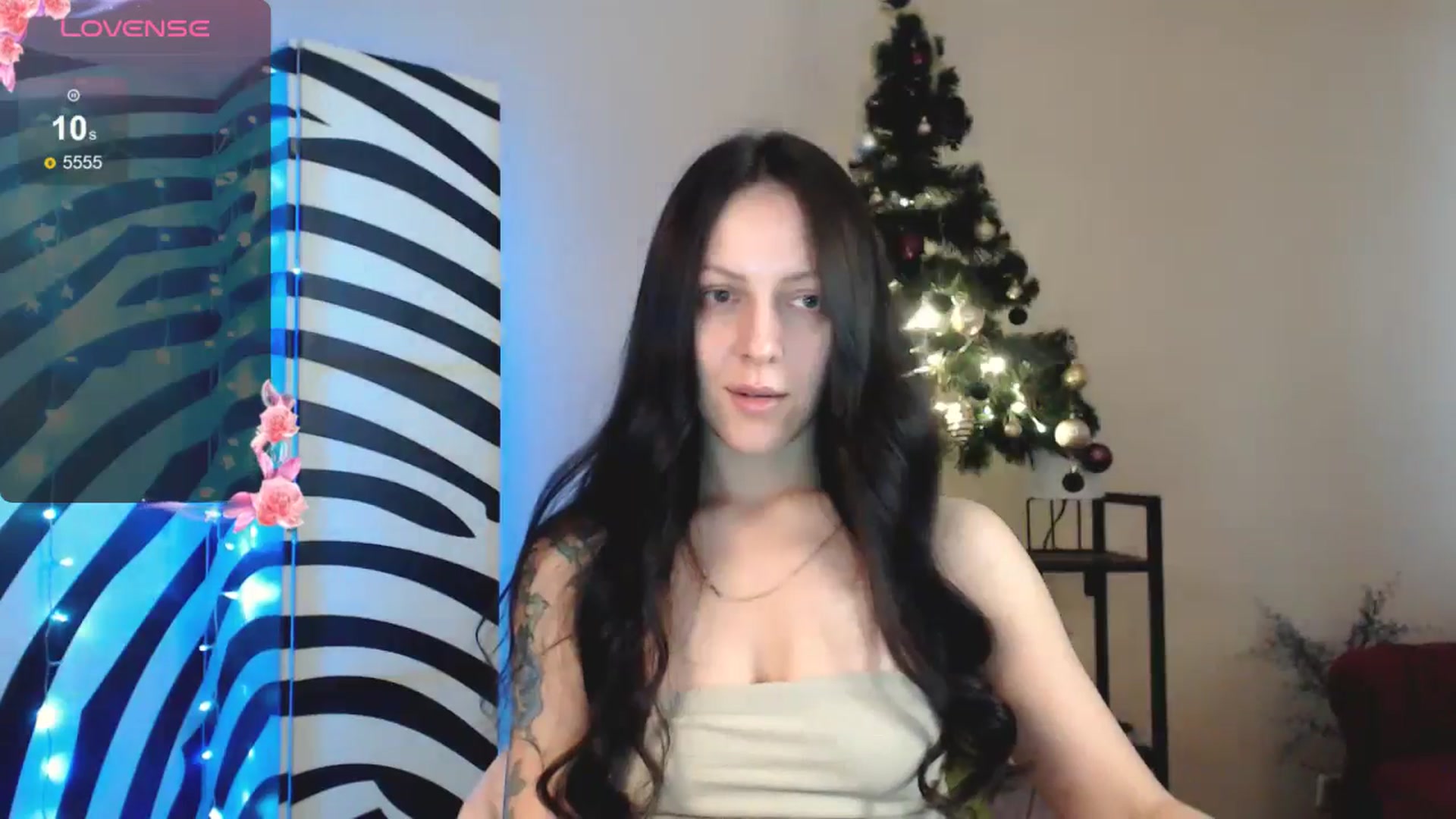 Gallery image thumbnail from MiracleMiss's myfreecams stream on, 01/17/2025, 12:02 image 15 of 20