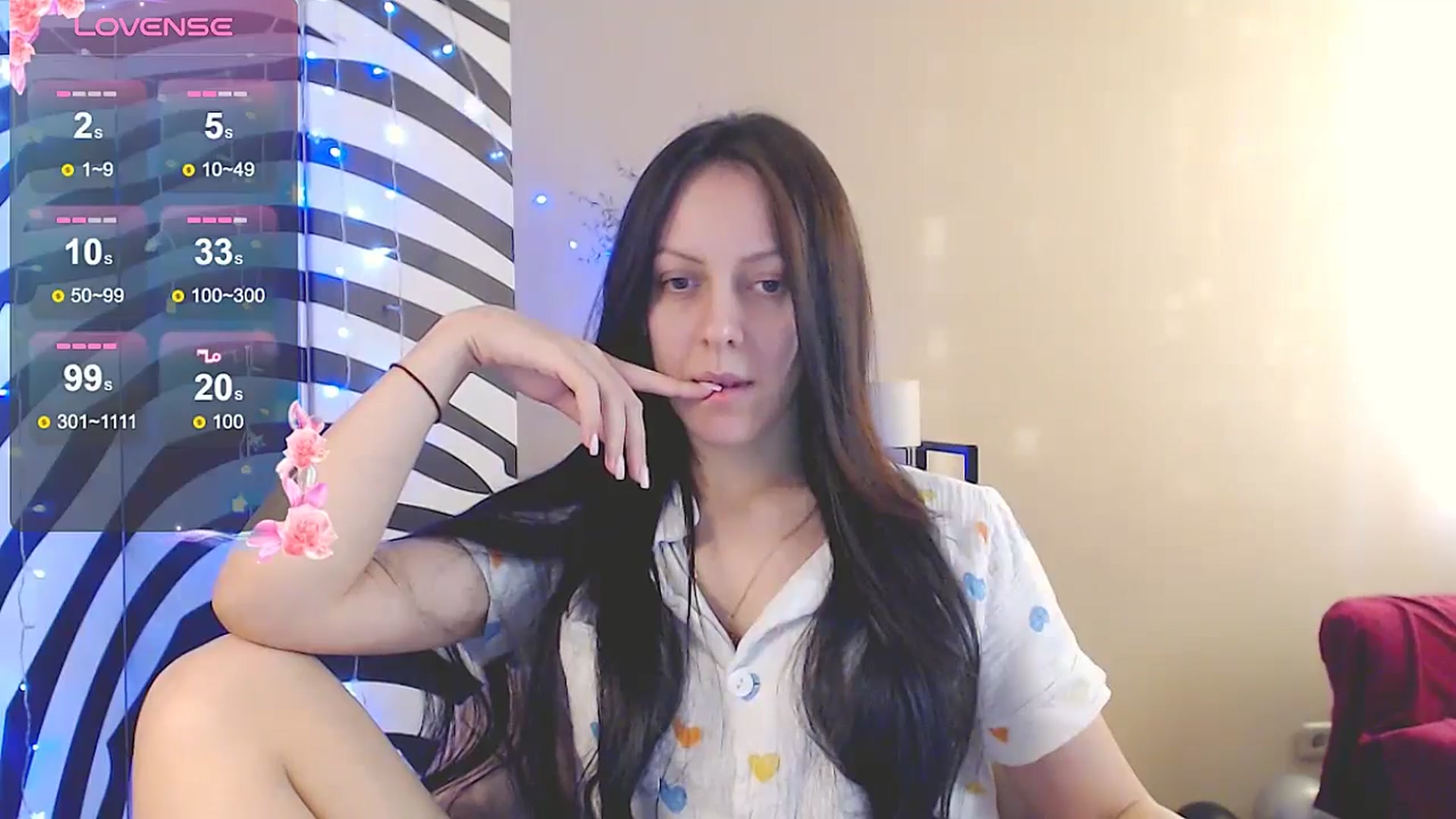 Gallery image thumbnail from MiracleMiss's myfreecams stream on, 02/19/2025, 14:35 image 14 of 20