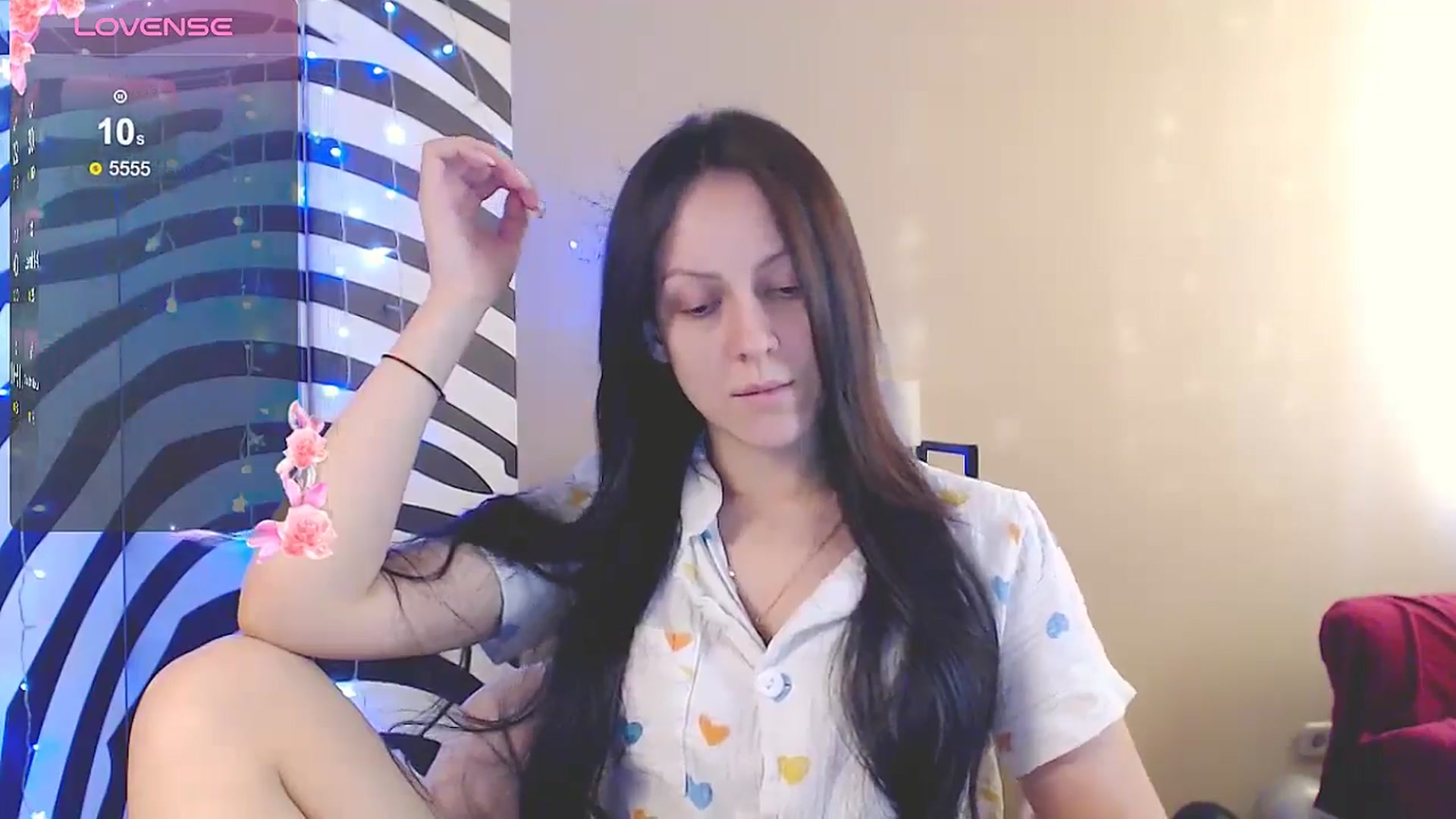 Gallery image thumbnail from MiracleMiss's myfreecams stream on, 02/19/2025, 14:35 image 19 of 20