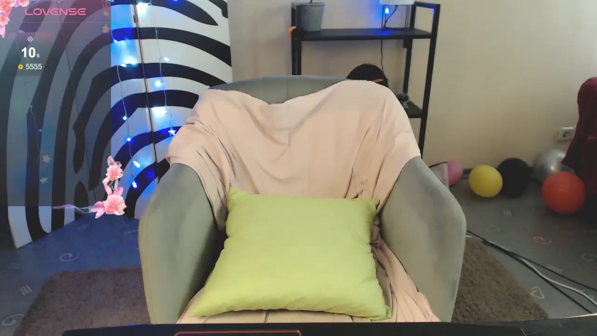 Gallery image thumbnail from MiracleMiss's myfreecams stream on, 02/22/2025, 13:14 image 4 of 20
