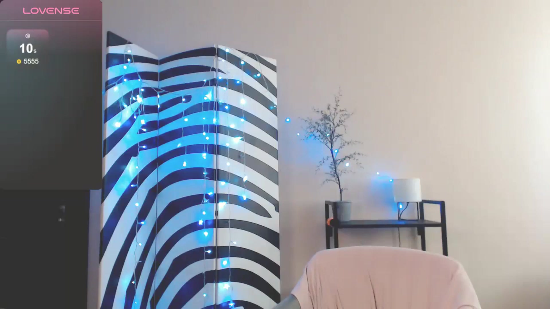Gallery image thumbnail from MiracleMiss's myfreecams stream on, 03/07/2025, 13:16 image 7 of 20