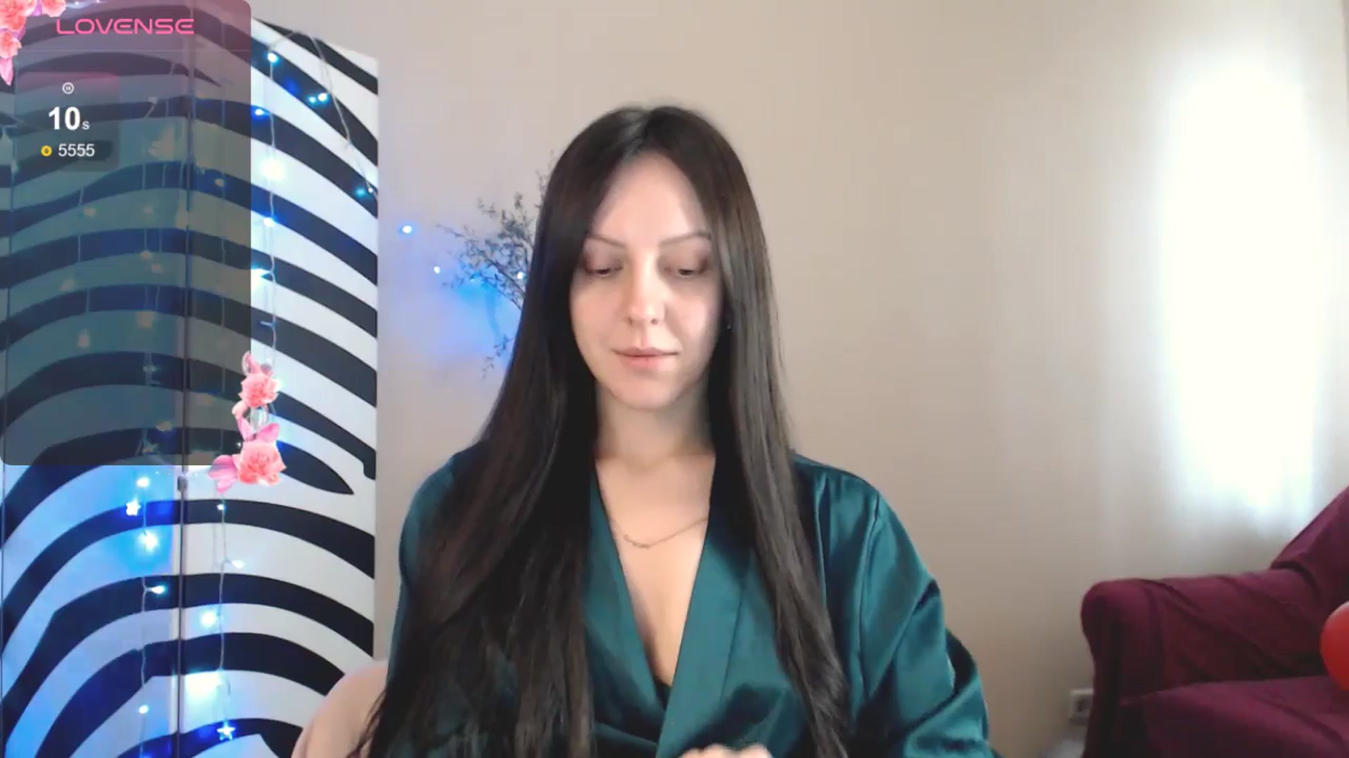 Gallery image thumbnail from MiracleMiss's myfreecams stream on, 03/19/2025, 11:34 image 10 of 20