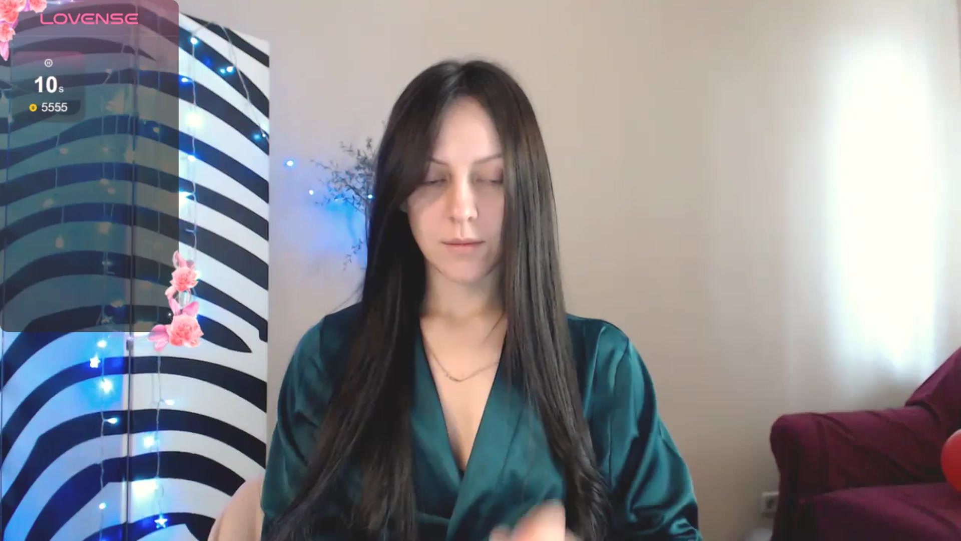 Gallery image thumbnail from MiracleMiss's myfreecams stream on, 03/19/2025, 11:34 image 6 of 20