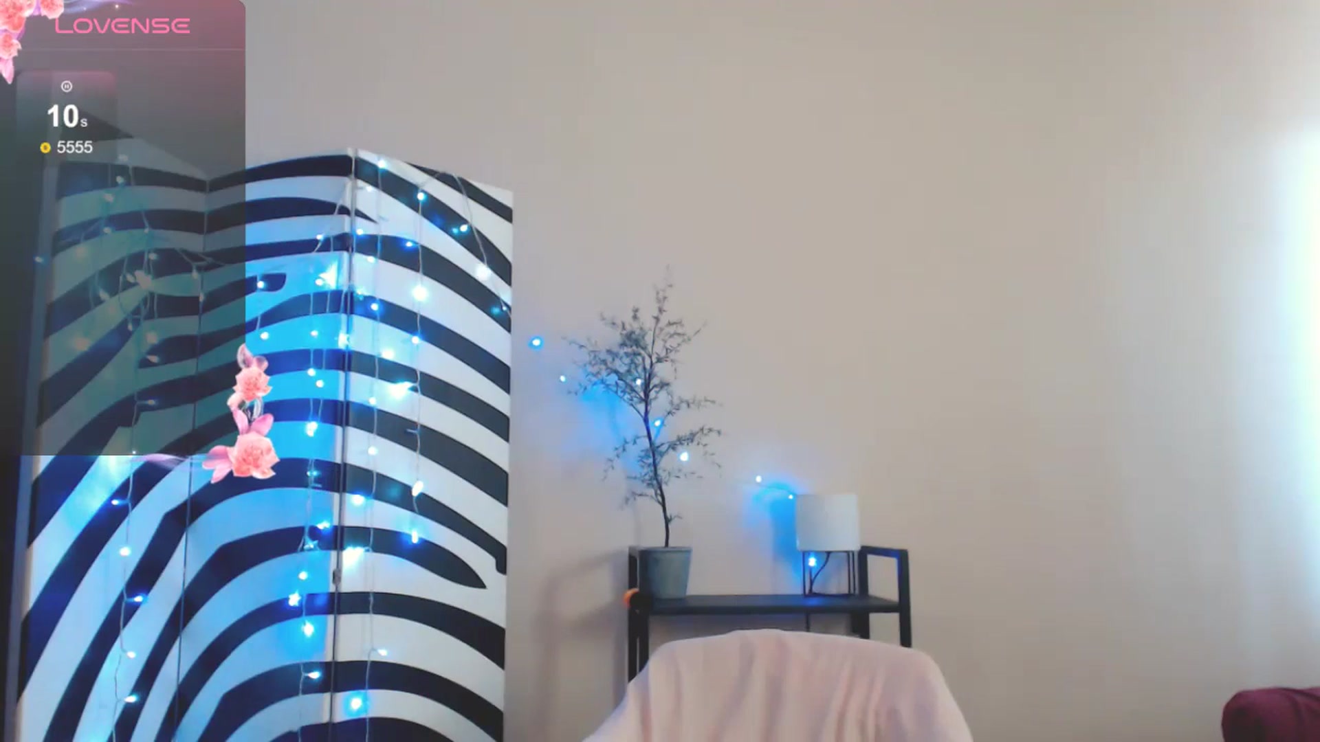 Gallery image thumbnail from MiracleMiss's myfreecams stream on, 03/21/2025, 11:38 image 7 of 20