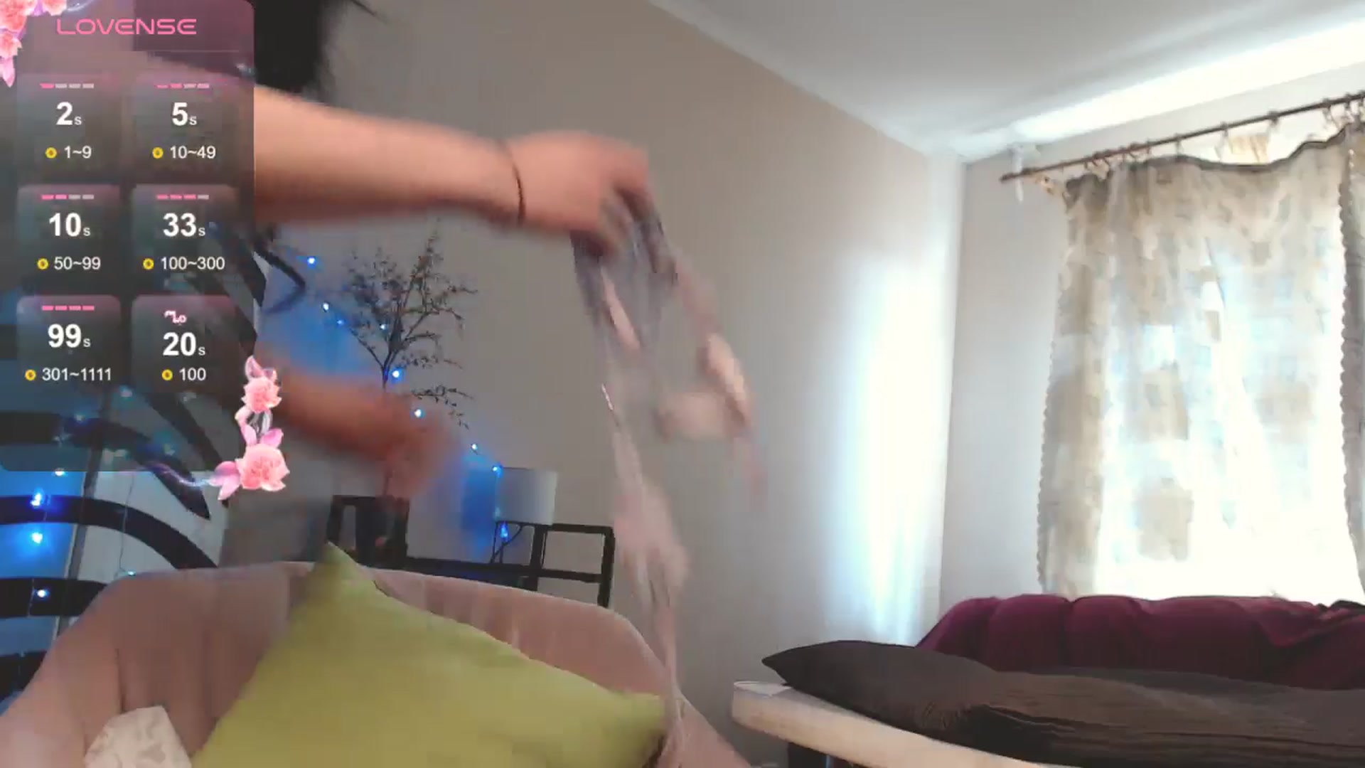Gallery image thumbnail from MiracleMiss's myfreecams stream on, 03/21/2025, 12:46 image 12 of 20