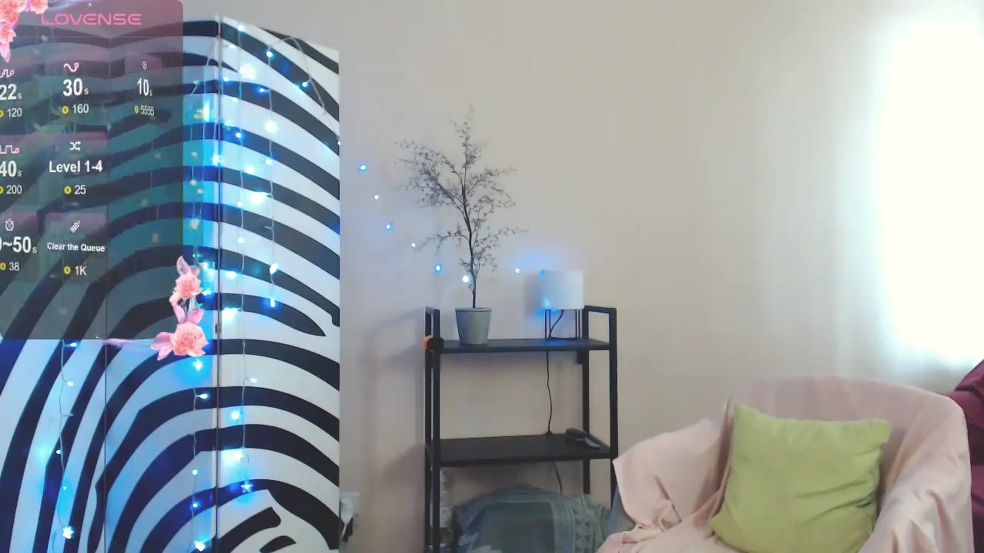 Gallery image thumbnail from MiracleMiss's myfreecams stream on, 03/28/2025, 11:39 image 9 of 20