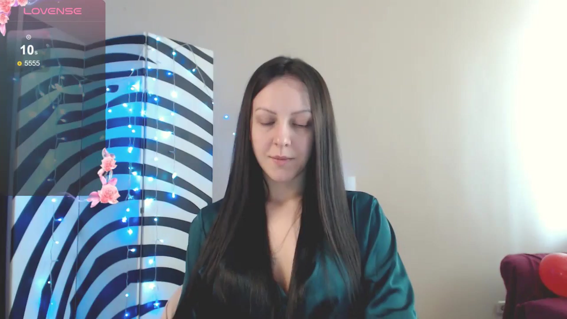 Gallery image thumbnail from MiracleMiss's myfreecams stream on, 03/28/2025, 12:27 image 10 of 20