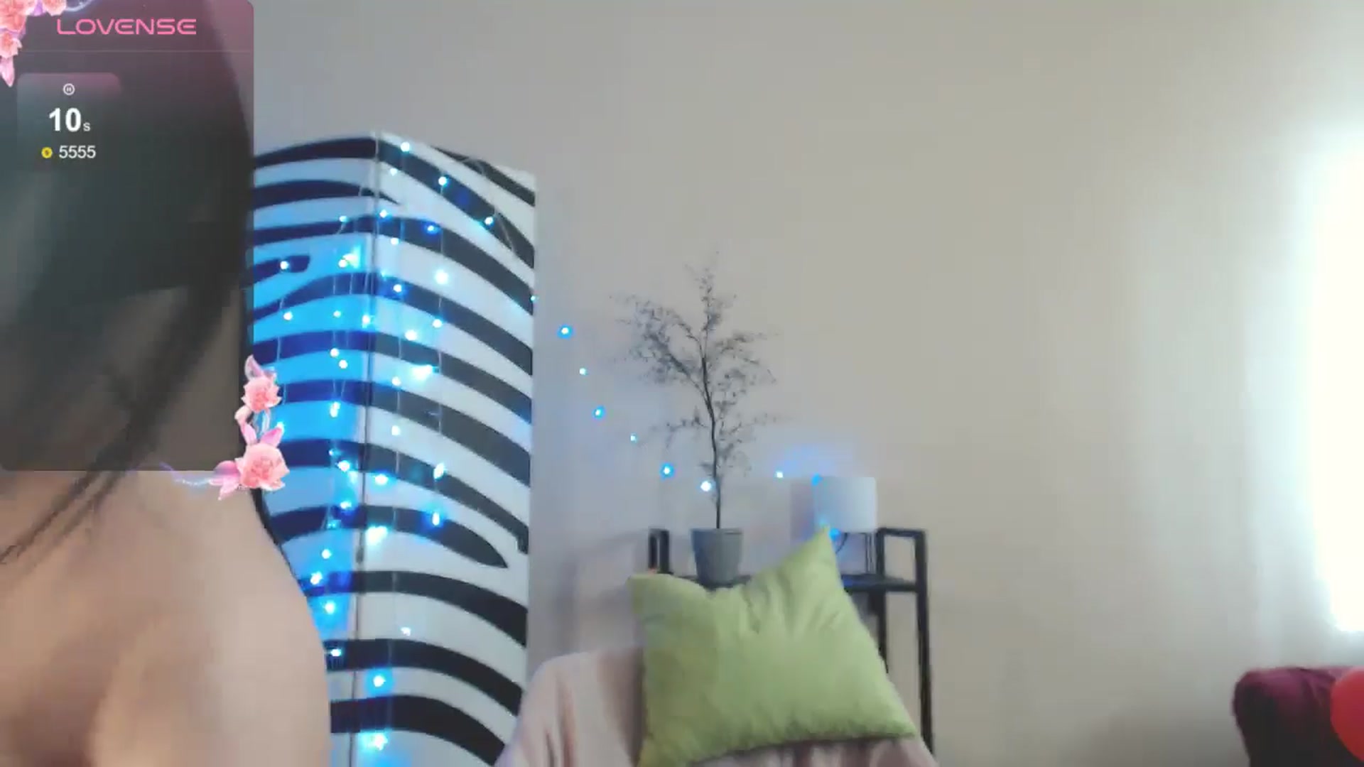 Gallery image thumbnail from MiracleMiss's myfreecams stream on, 03/28/2025, 13:48 image 18 of 20