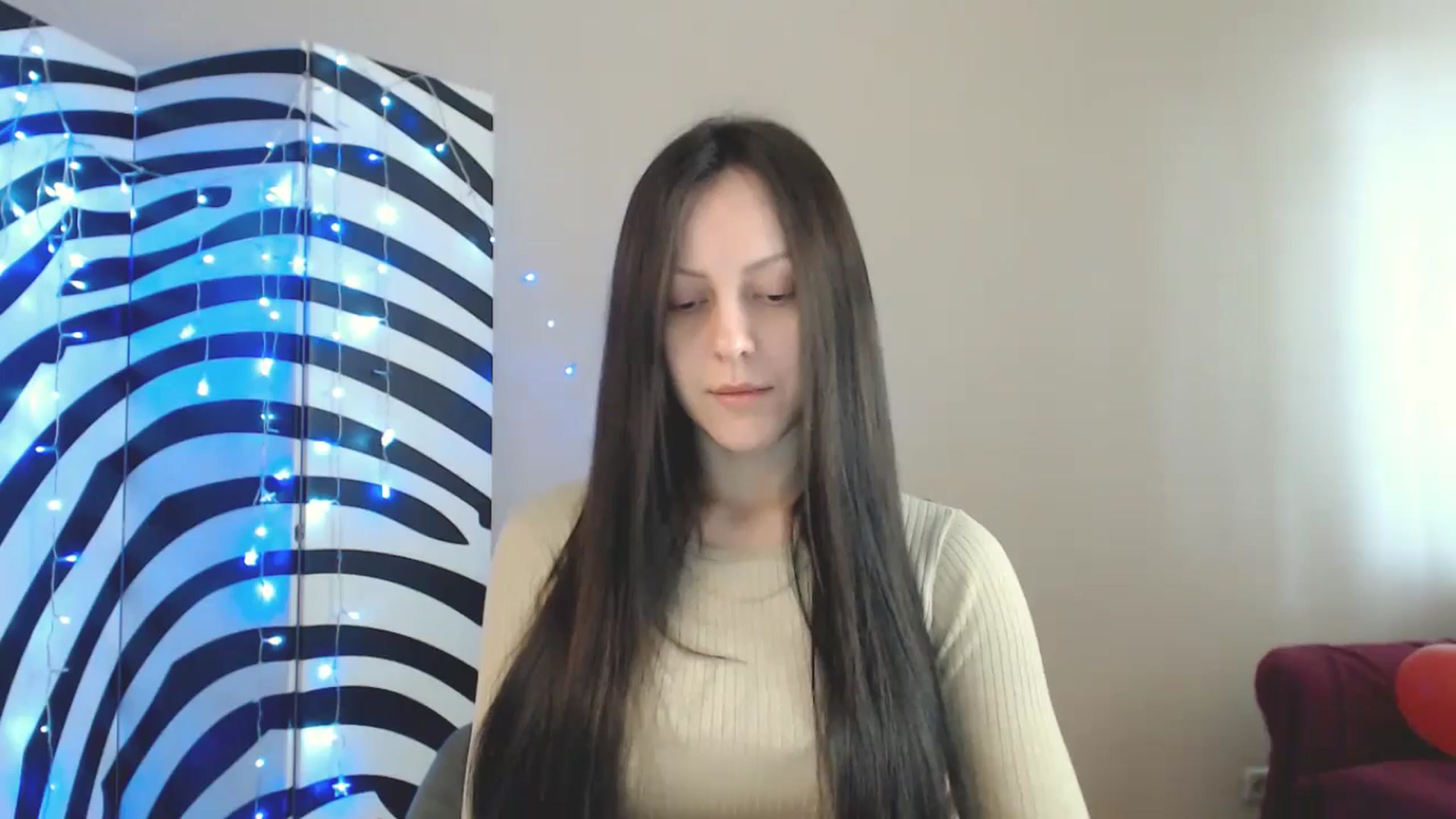 Gallery image thumbnail from MiracleMiss's myfreecams stream on, 04/01/2025, 10:46 image 7 of 20