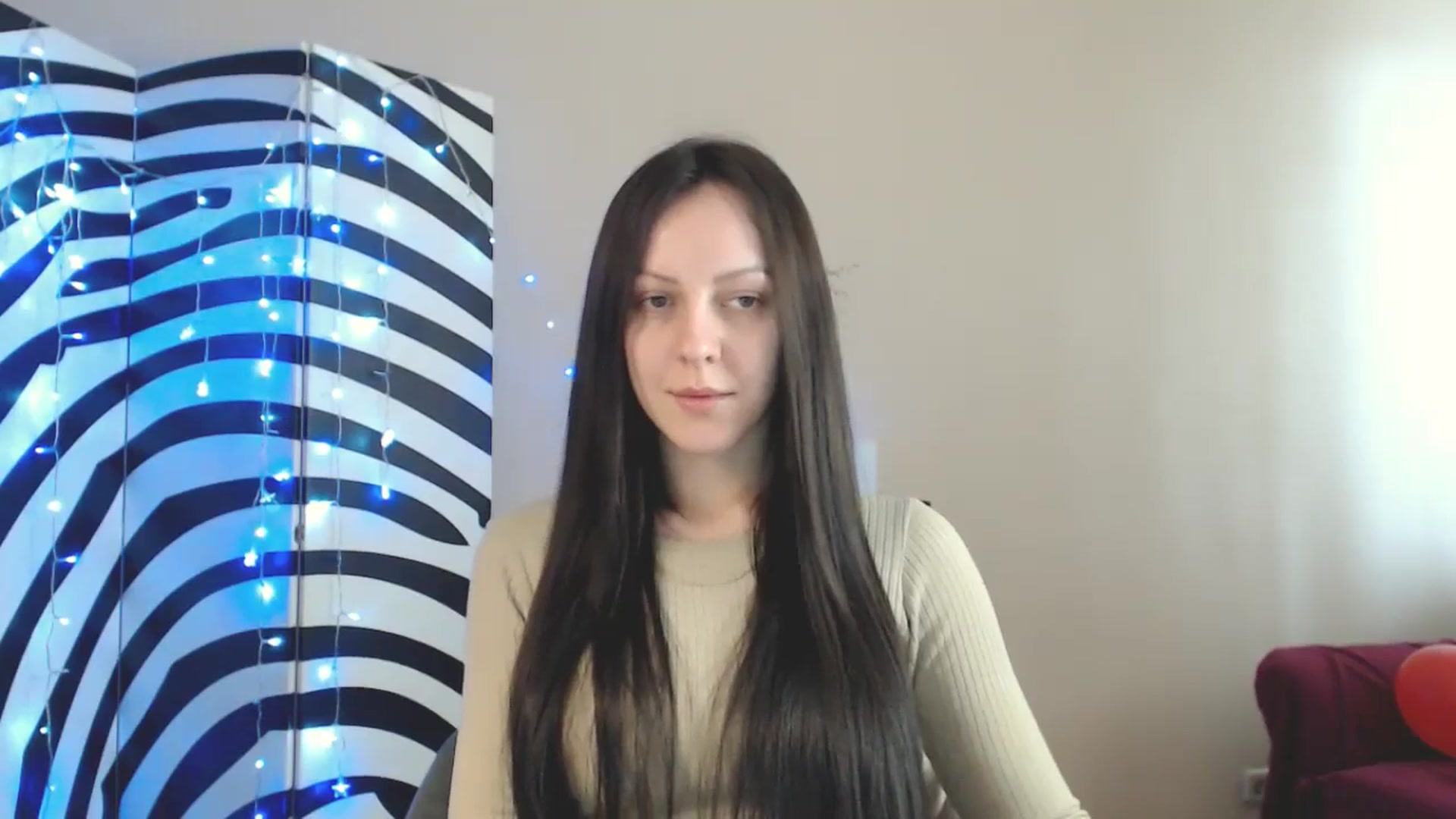 Gallery image thumbnail from MiracleMiss's myfreecams stream on, 04/01/2025, 10:46 image 9 of 20