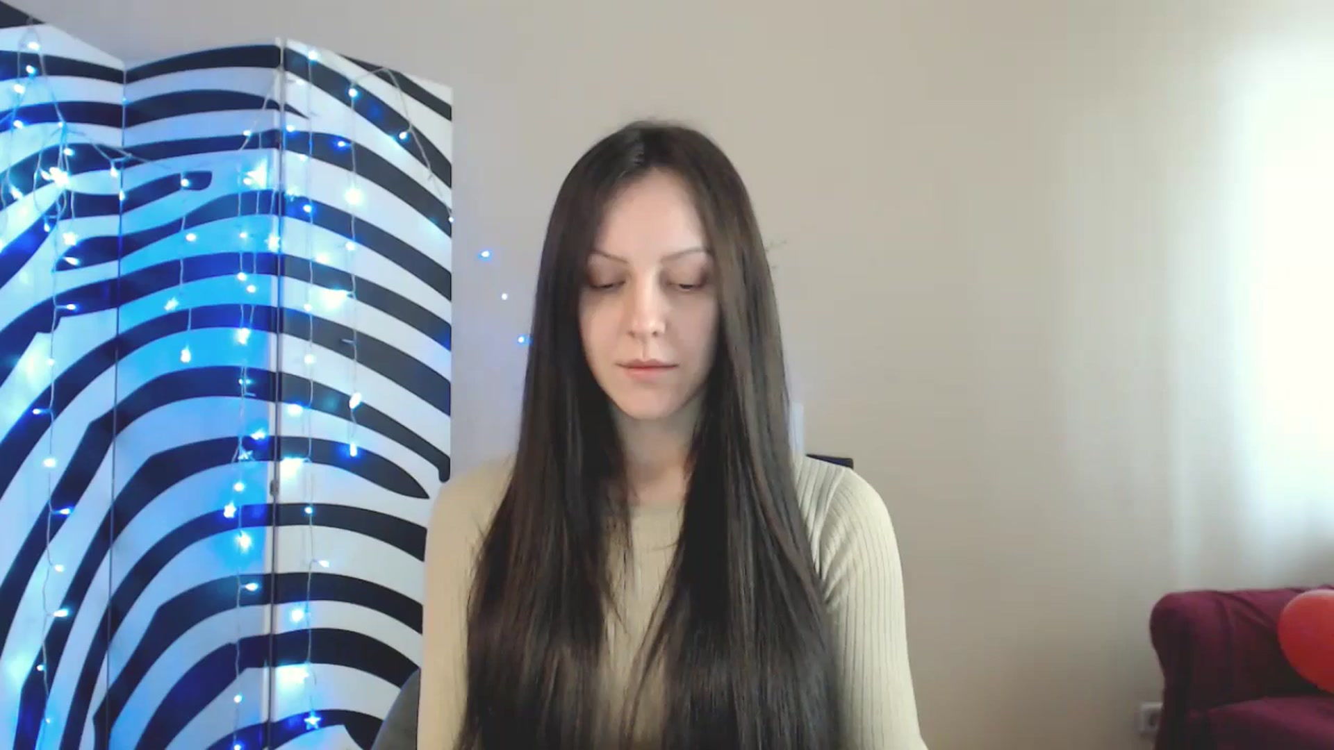 Gallery image thumbnail from MiracleMiss's myfreecams stream on, 04/01/2025, 10:46 image 8 of 20