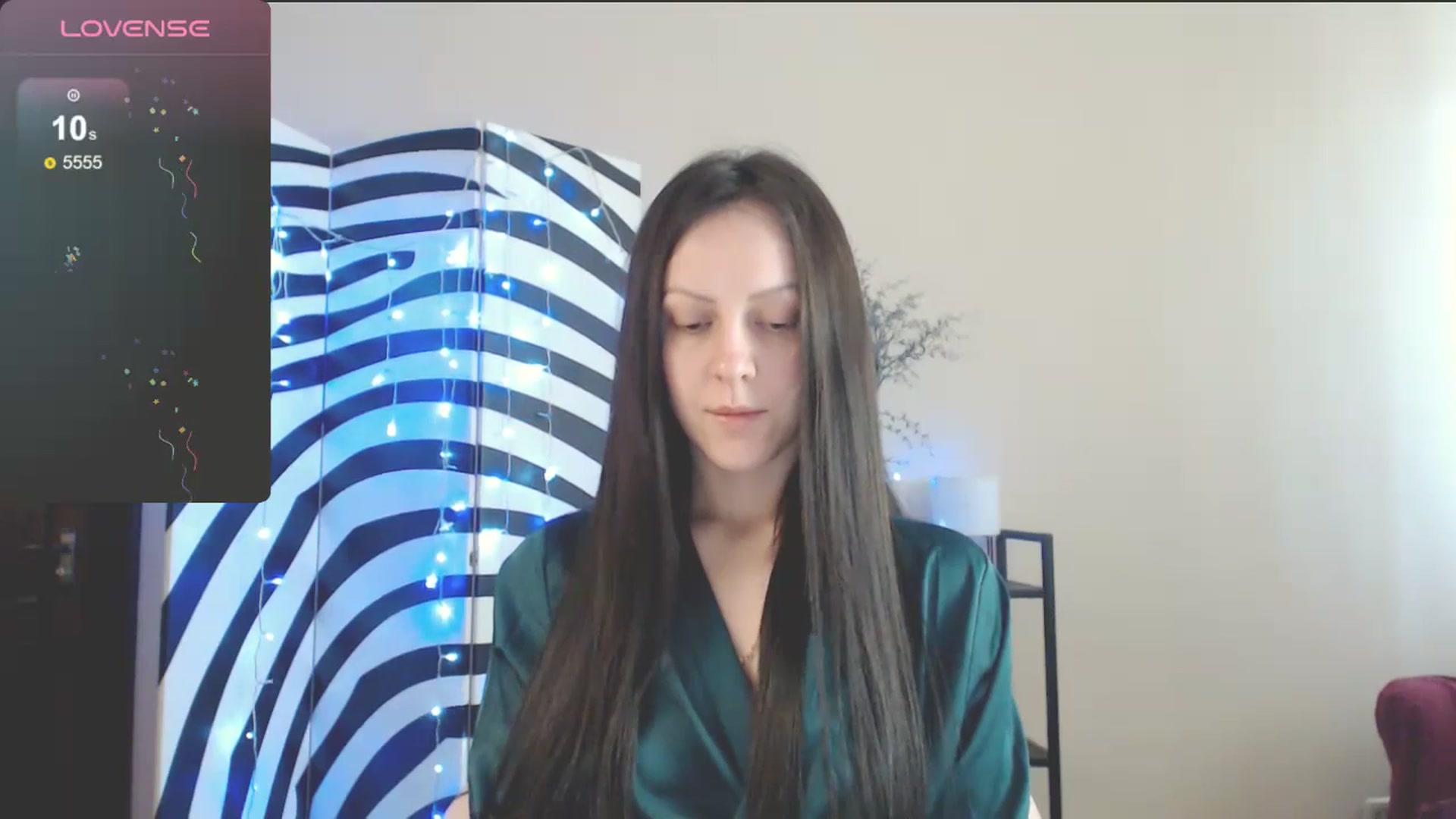 Gallery image thumbnail from MiracleMiss's myfreecams stream on, 04/04/2025, 10:28 image 10 of 20