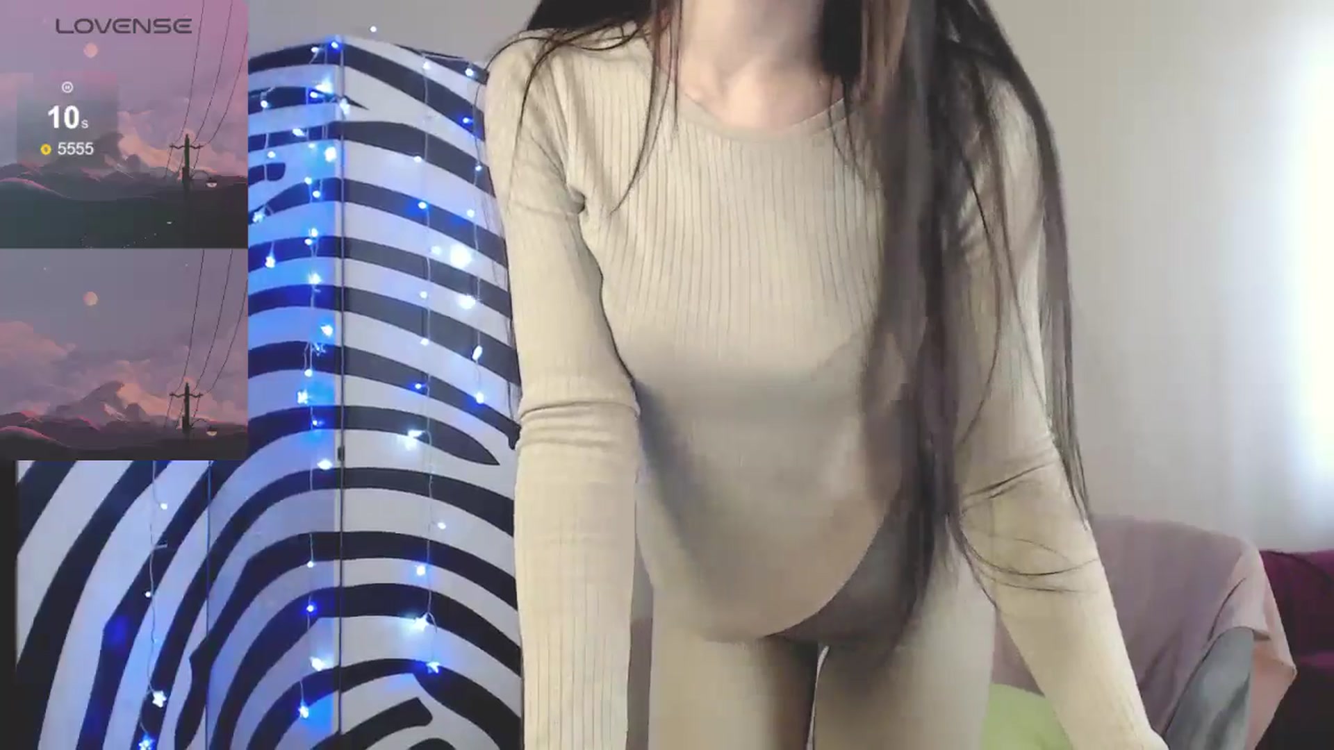 Gallery image thumbnail from MiracleMiss's myfreecams stream on, 04/16/2025, 11:56 image 2 of 20